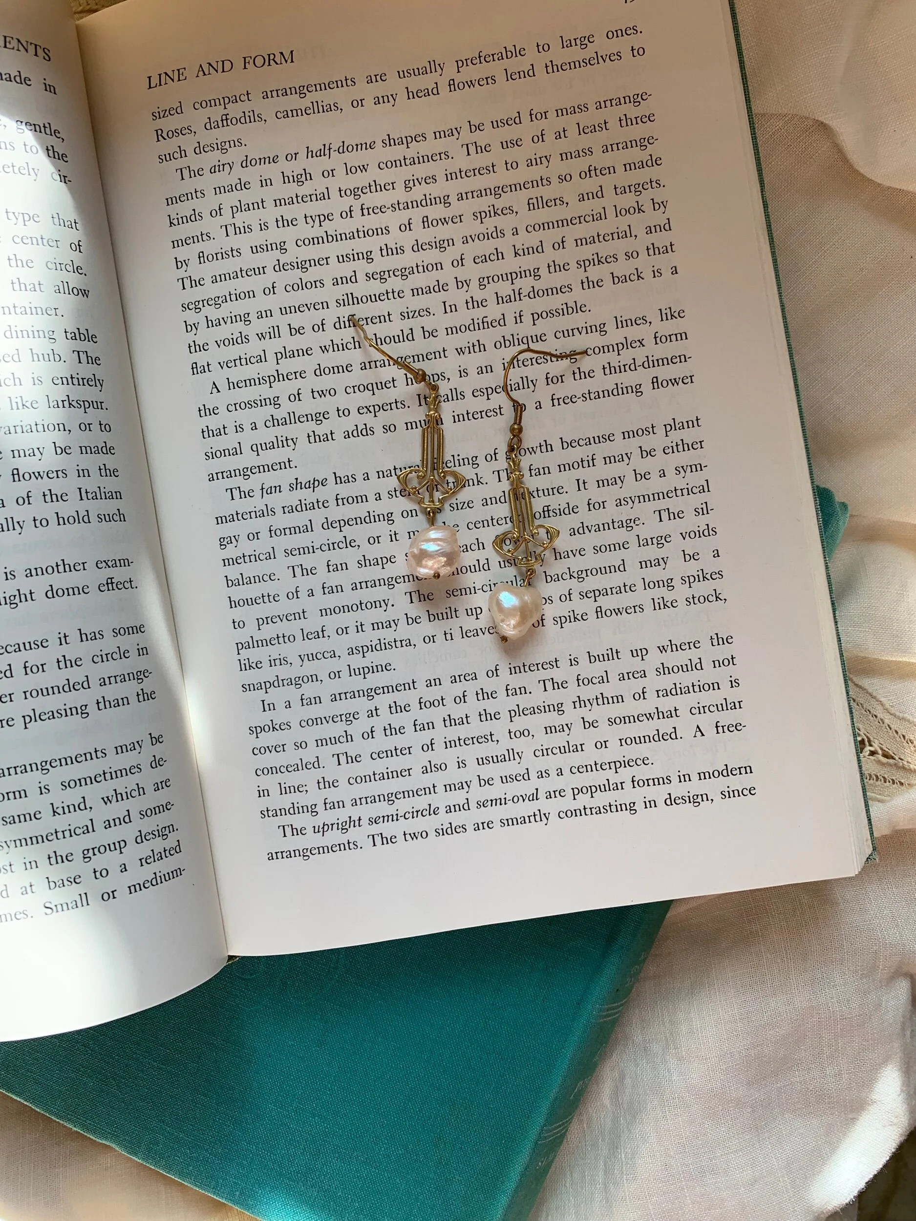 BAE9ED0C-9270-4DBD-92E3-20B7243931E4