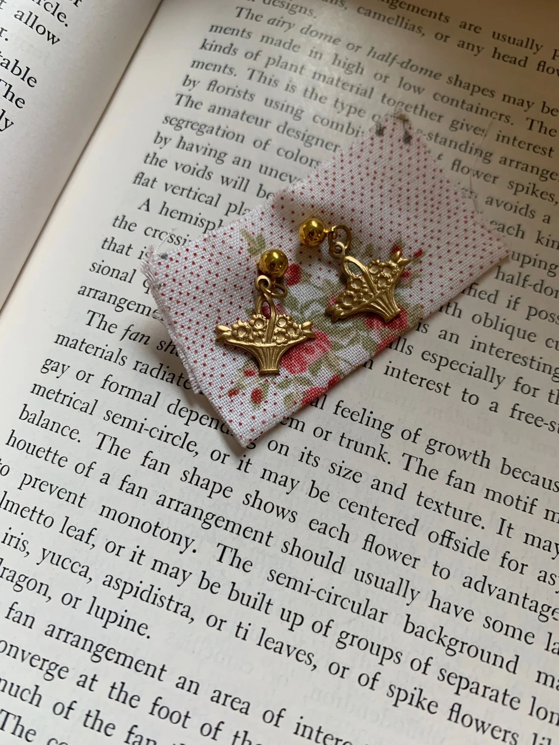 625E34F2-4FD2-462C-8034-121F272AEE03