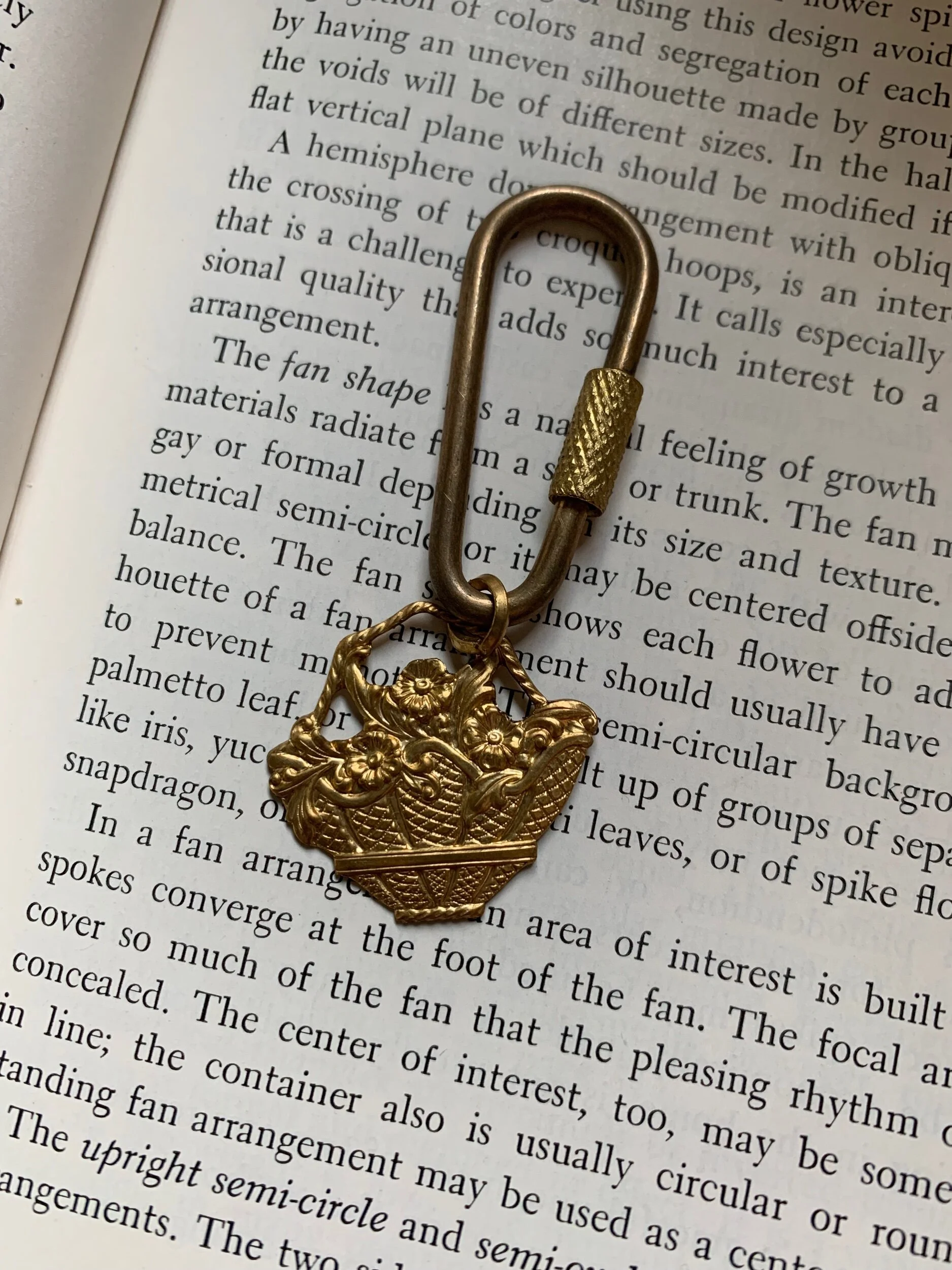 6C6146D0-5CF6-42E8-B228-1E01B54F82F8