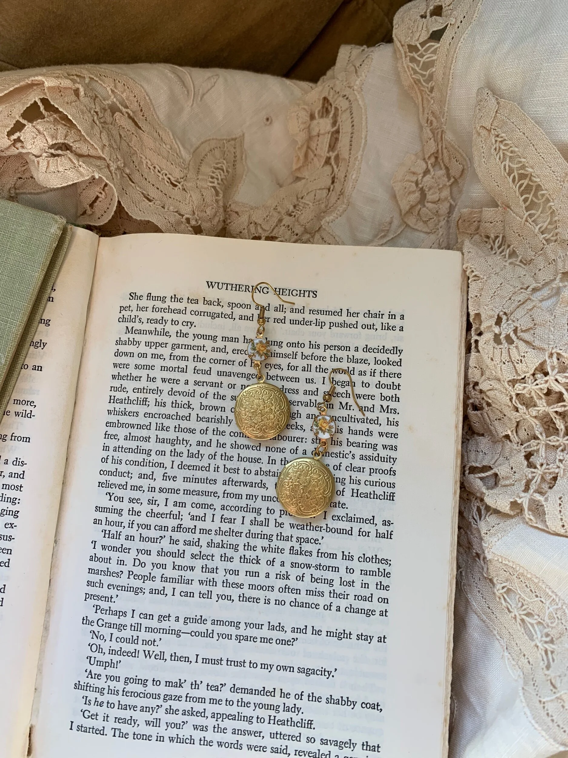 FC1B6759-59A1-4DF6-8625-7CB02D7710E0