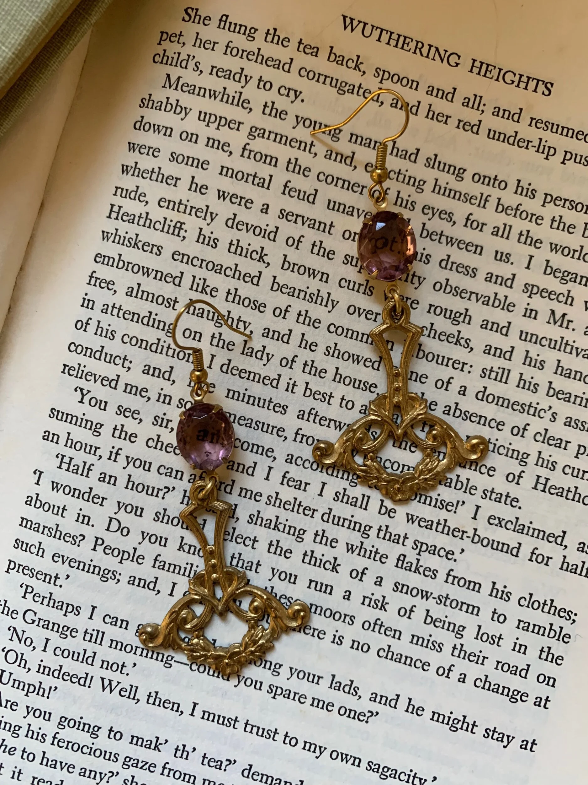 D9A85093-3281-4C5A-A432-1A2D1241B11A