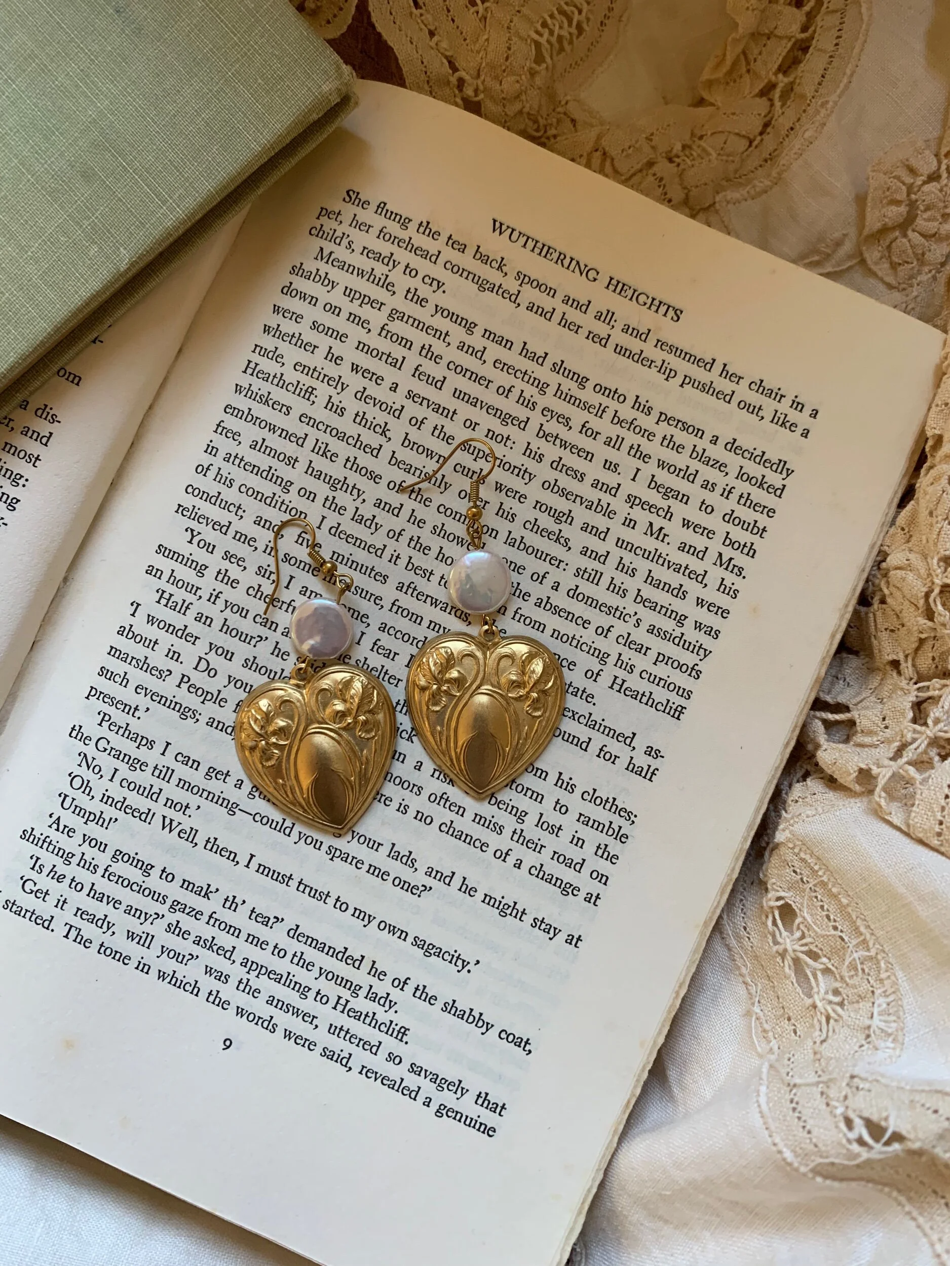 4B821B59-3568-4D9D-8435-965B2846F81E