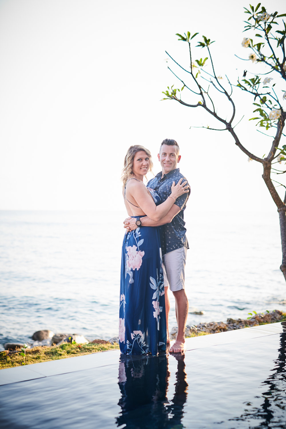 Our Flytographer photo session during our honeymoon in Thailand. Here is my Flytographer review plus a Flytographer discount code.
