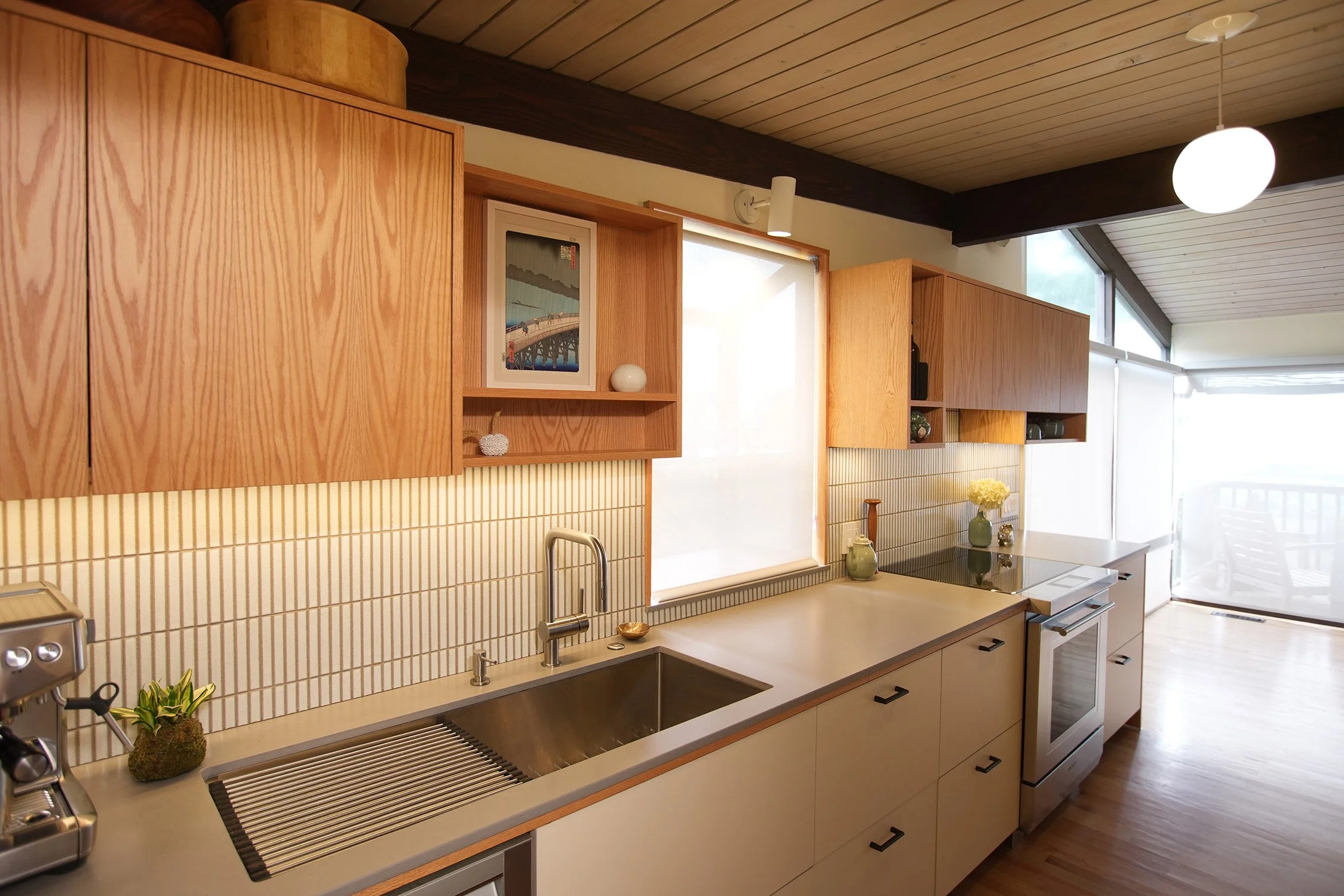 kitchen interior.jpg