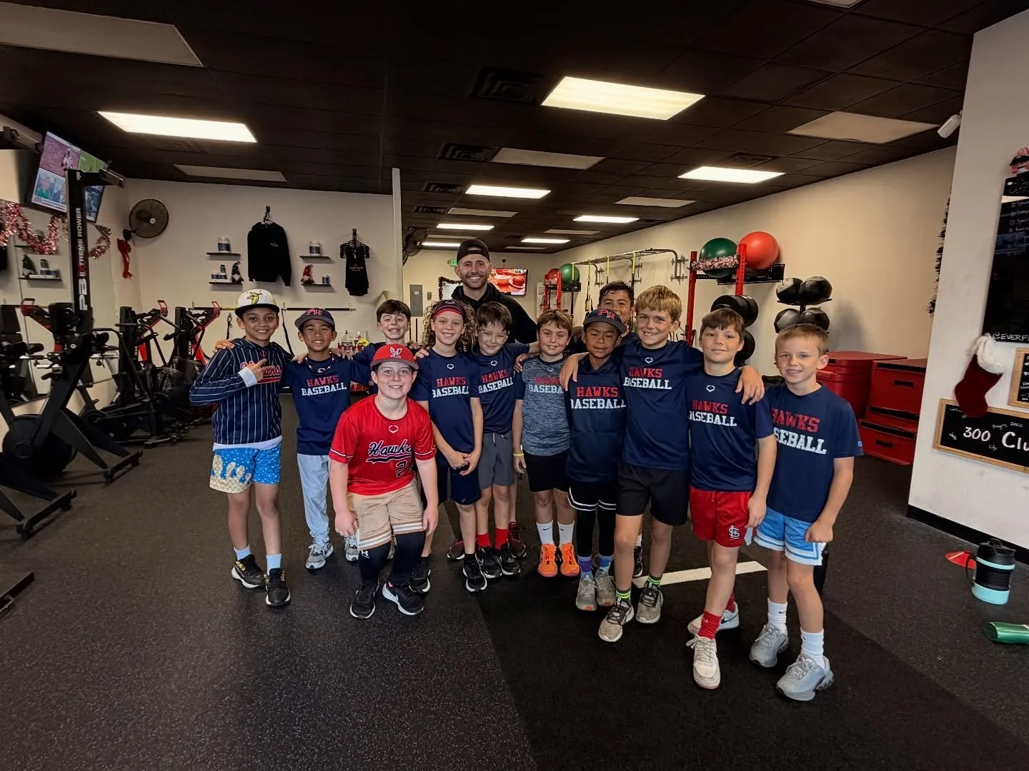 Full circle moment. From suiting up for the Hawks back in 1999&ndash;2001 to now training and working with the 10U Hawks Blythe squad. Truly honored to be approached to help these young ballers grow.

Day 1 of off-season workouts is officially in the
