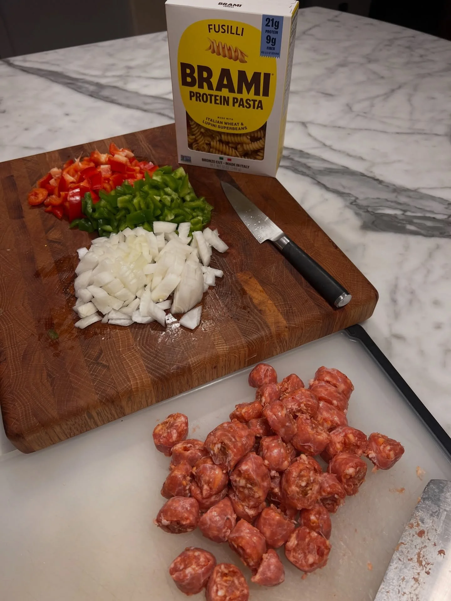 All meals aren&rsquo;t always what they seem, just because it looks indulgent doesn&rsquo;t mean it isn&rsquo;t fueling your goals.

High protein meal for the win ☑️

Summer is only 134 days away&hellip; what you do today matters. Stay consistent, st