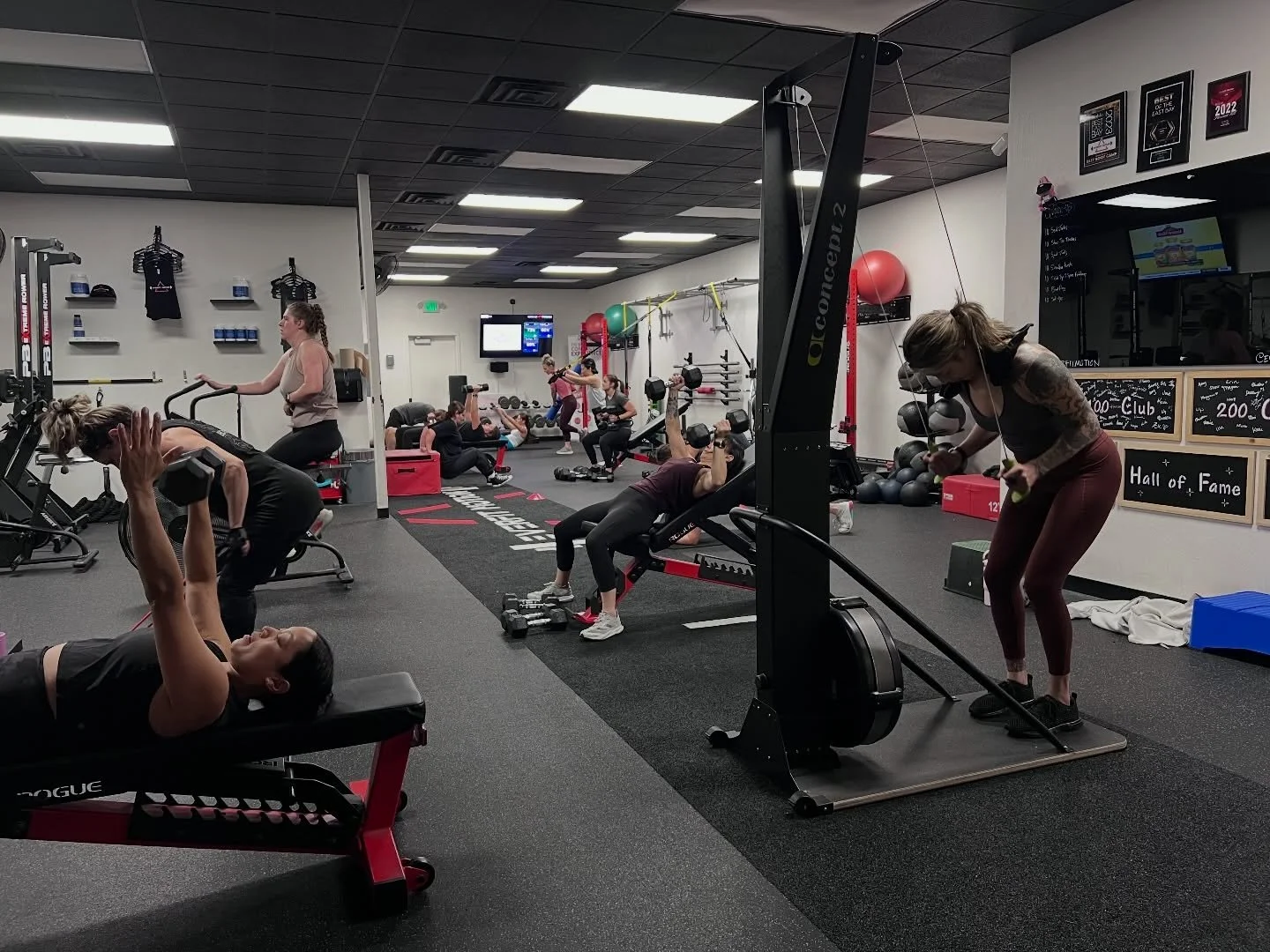 Stop hitting snooze 💤🥱😴

Early morning workout&rsquo;s hit different. 

No excuses just discipline. Showing up when it&rsquo;s hard builds a mindset that carries into everything else you do. You get it done before the world wakes up, set the tone 