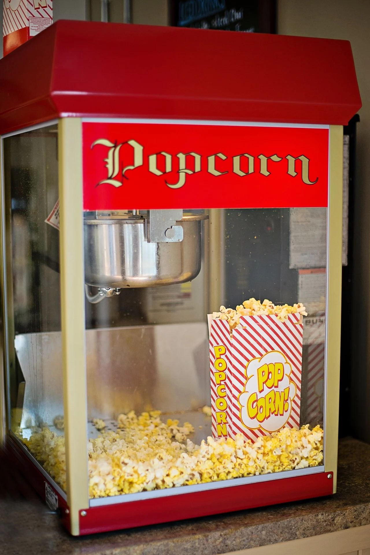 popcorn-machine-825636_1920.jpg