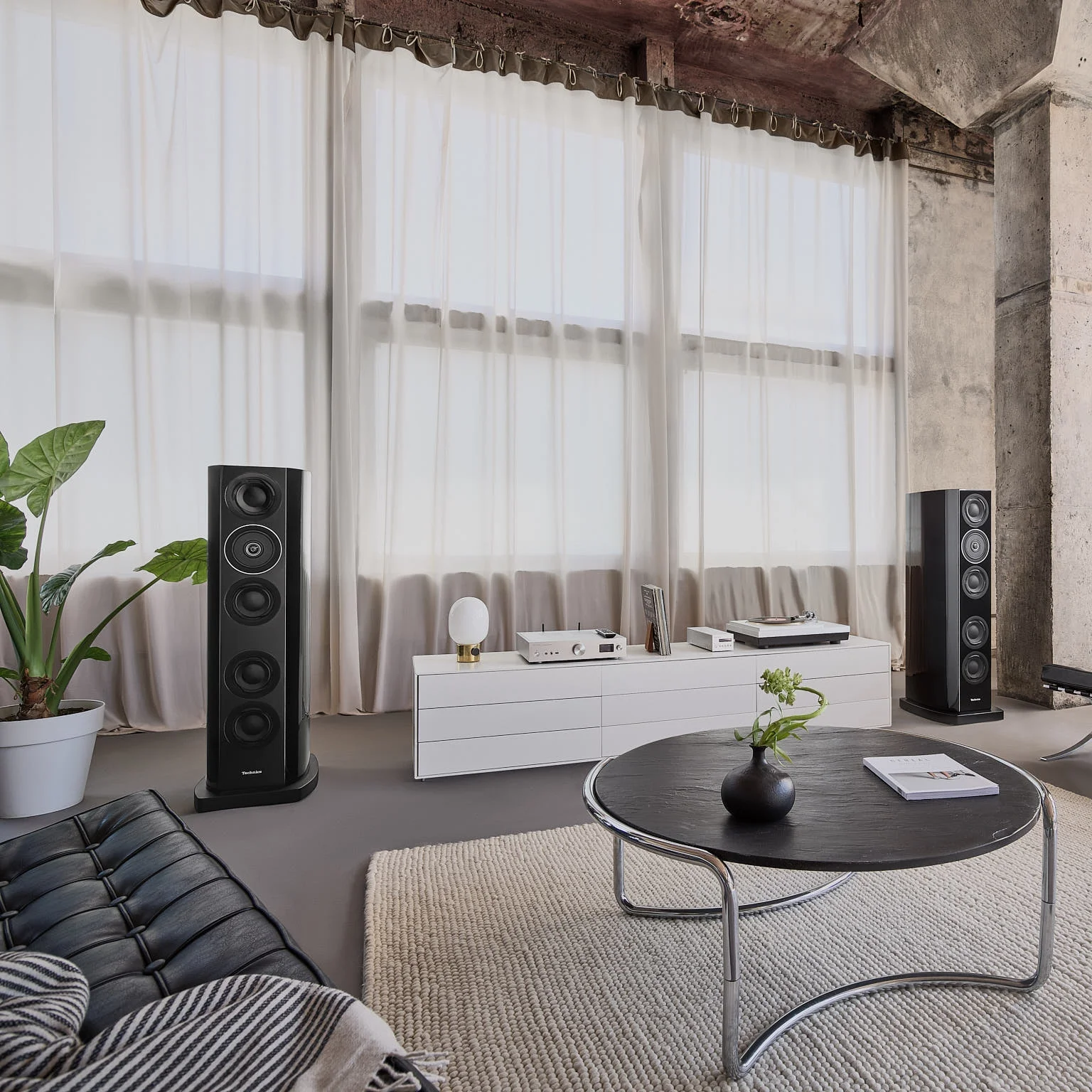 Technics campaign shot by Balinth