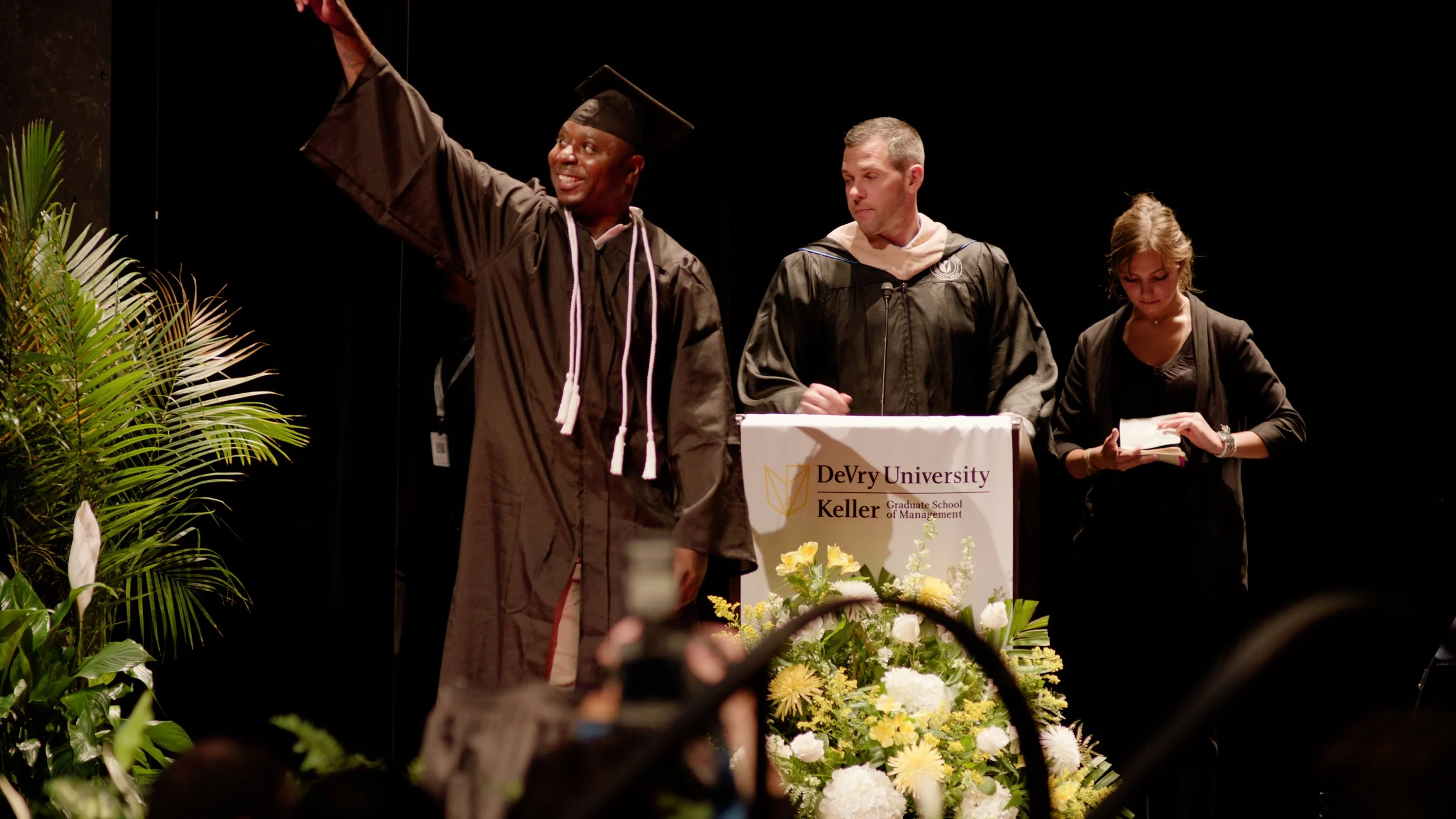 DeVry_EliseAwwad_Stills_20.jpeg