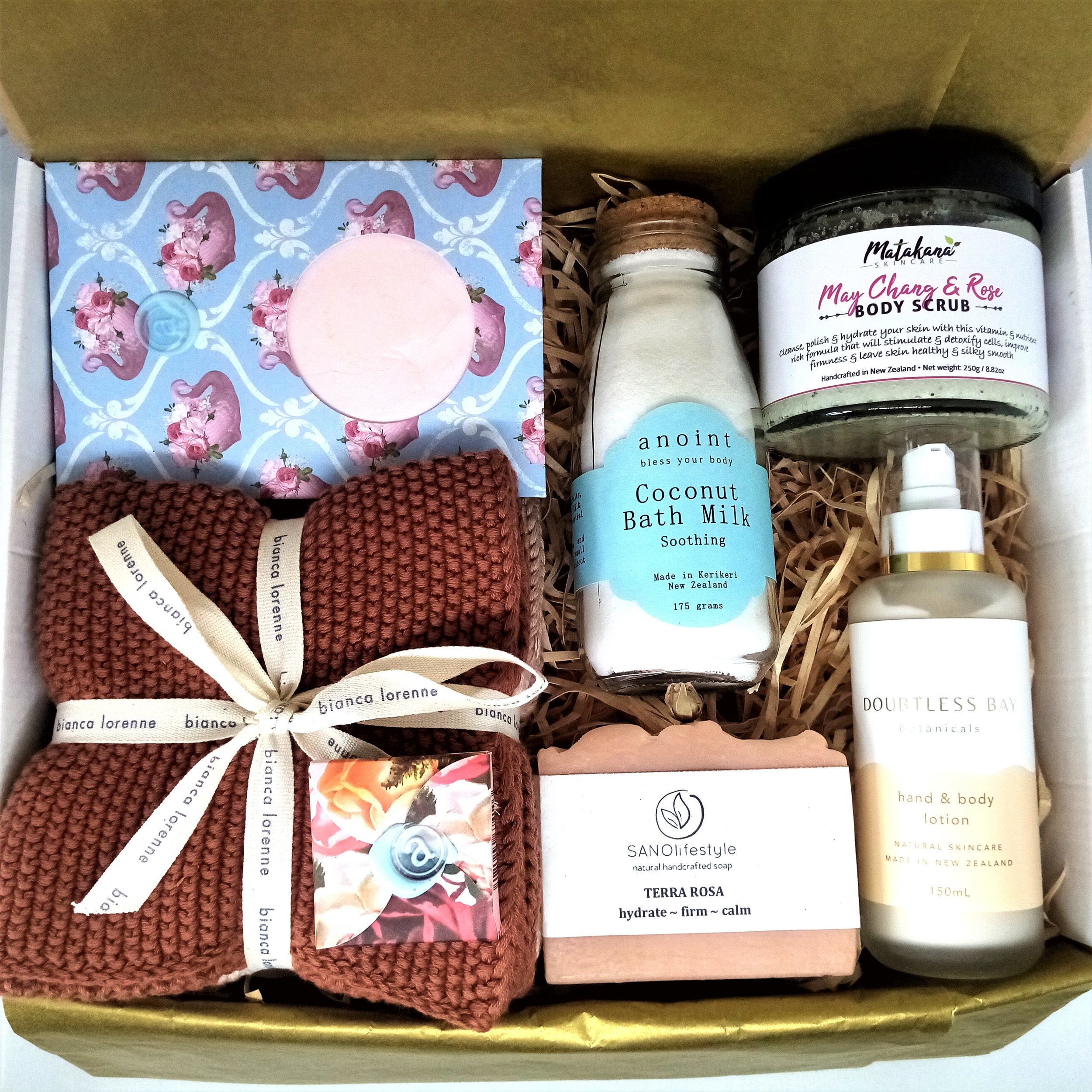 Gratitude Gift Boxes NZ, Gift Hampers NZ, Corporate Gifts NZ.Face