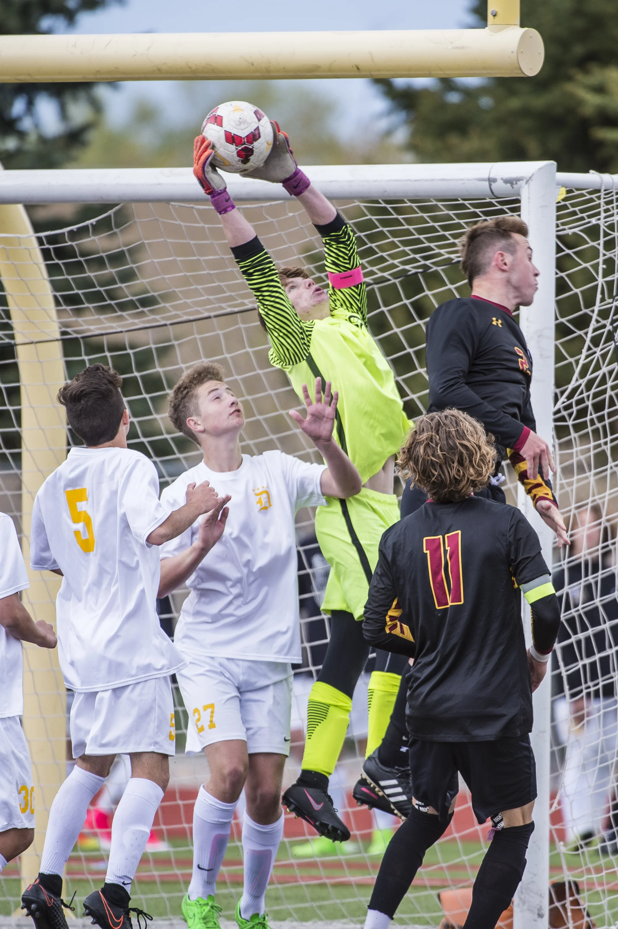 RL 04252017 (Top 5) Viewmont at Davis Boys Soccer-5.jpg