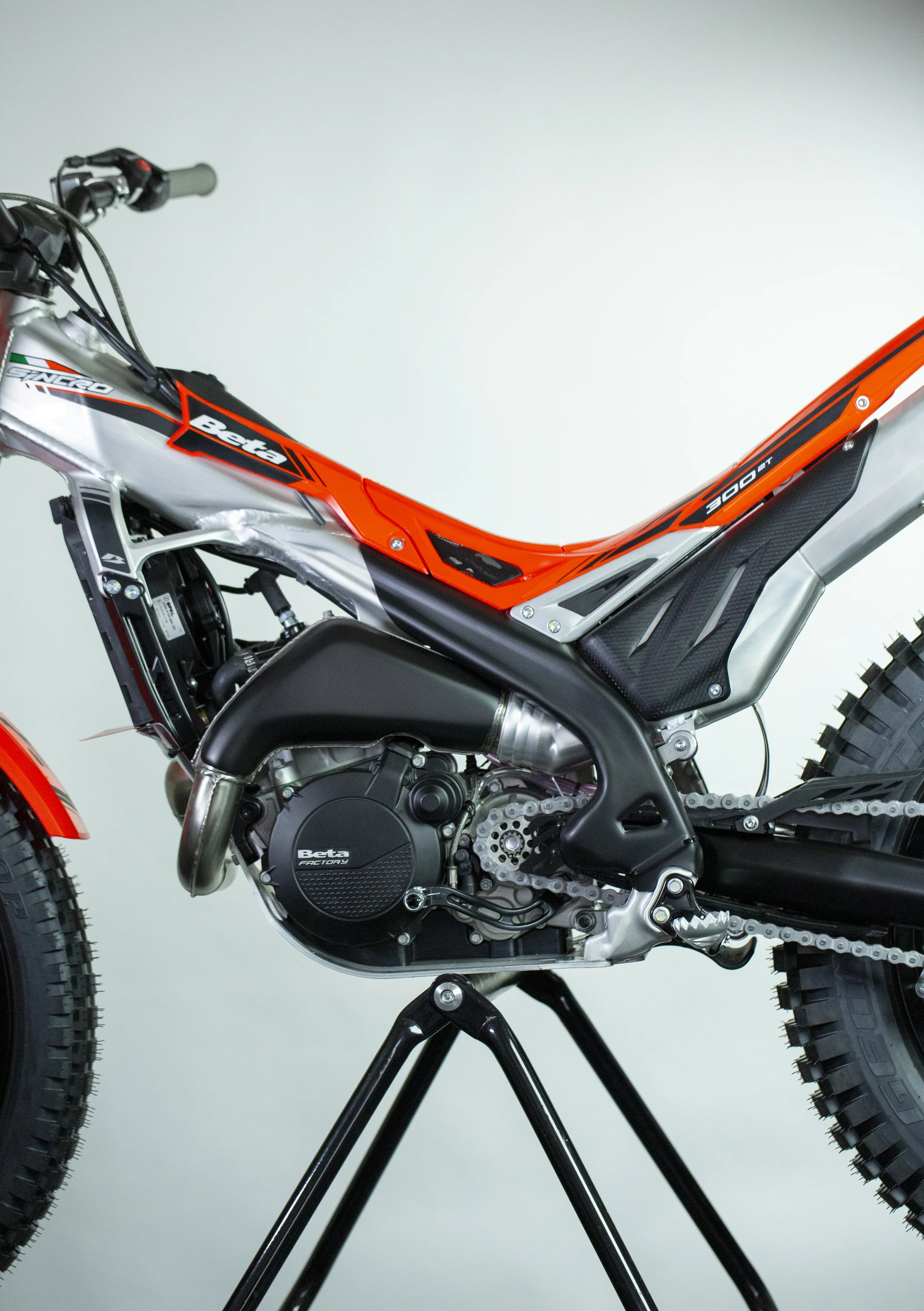 BETA SINCRO FRAME-017.jpg