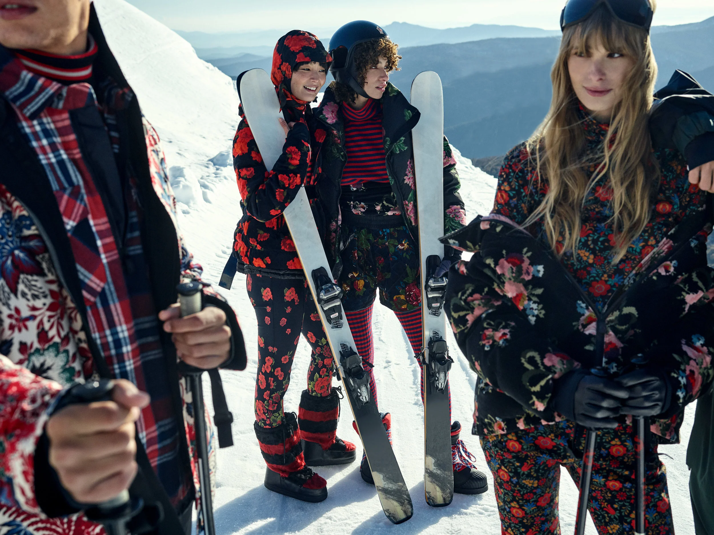 s01_Summit_Group_0134.jpg