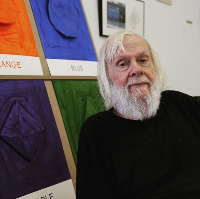 A great pioneer and influential founder of conceptual and appropriation art, John Baldessari (1931-2020), died last week at the age of 88. He was among the key artists to put Los Angeles on the global art map, with his groundbreaking ideas that place