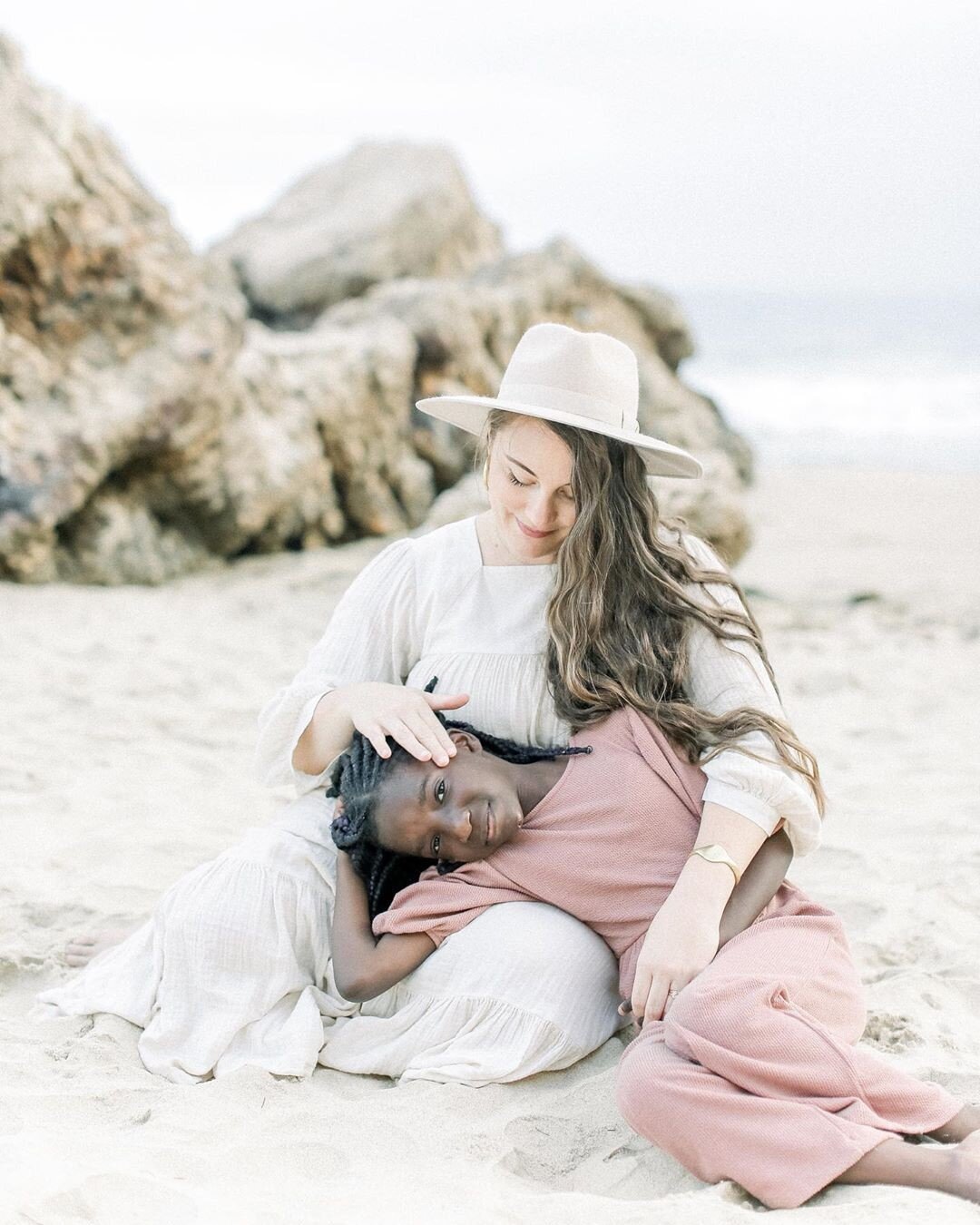 Motherhood changes the way you see the world.⠀⠀⠀⠀⠀⠀⠀⠀⠀
⠀⠀⠀⠀⠀⠀⠀⠀⠀
We're in awe of the tenderness, love, and fierce protectiveness captured in this beautiful mother-daughter shot.⠀⠀⠀⠀⠀⠀⠀⠀⠀
⠀⠀⠀⠀⠀⠀⠀⠀⠀
Image by: @coriklecknerphotography⠀⠀⠀⠀⠀⠀⠀⠀⠀
Image edi