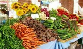 Eating and drinking local near The Hideout