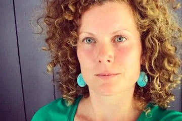 Hollow and Whole: Catching up with Amy Murphy