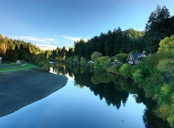 highland-dell-lodge_ext larger.jpg