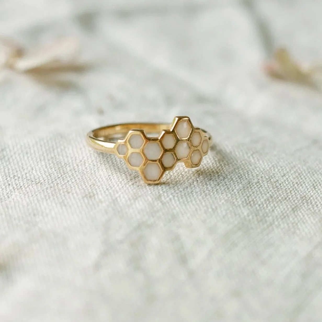 Heirloom Milk + Honey{comb} Ring