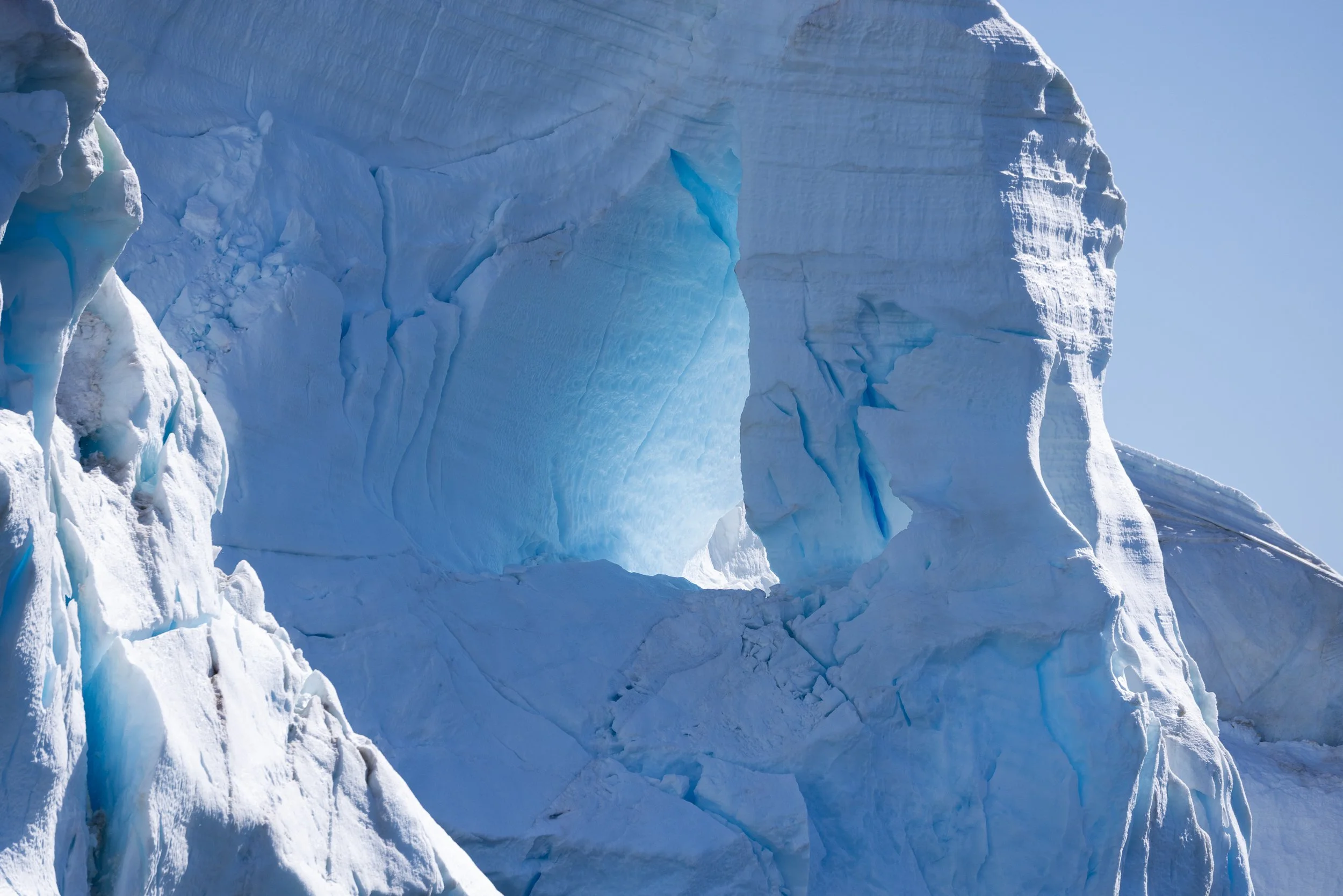 @Julie_Chandelier_Antarctica 2-10.jpg