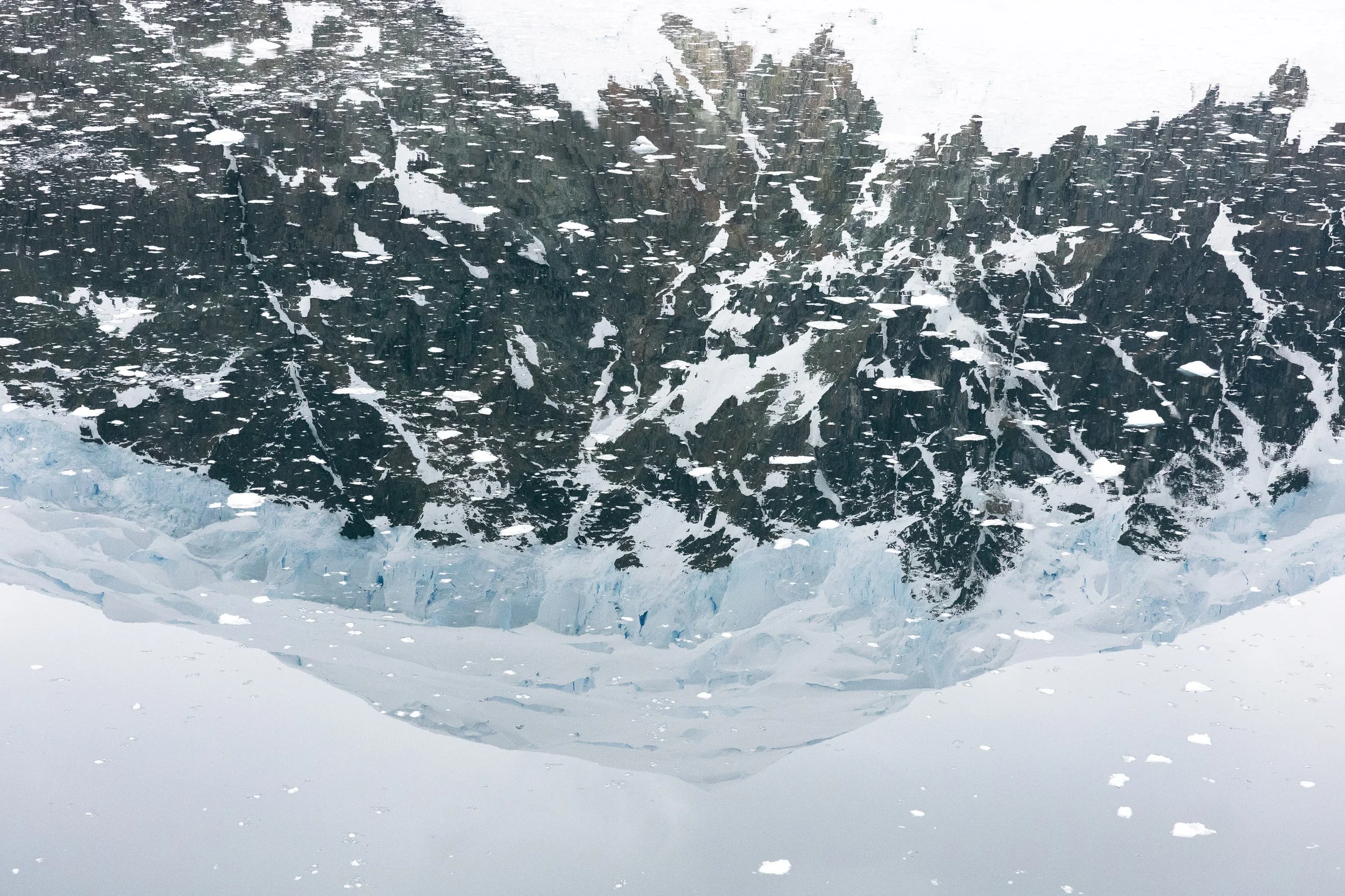@Julie_Chandelier_Antarctica 2-18.jpg