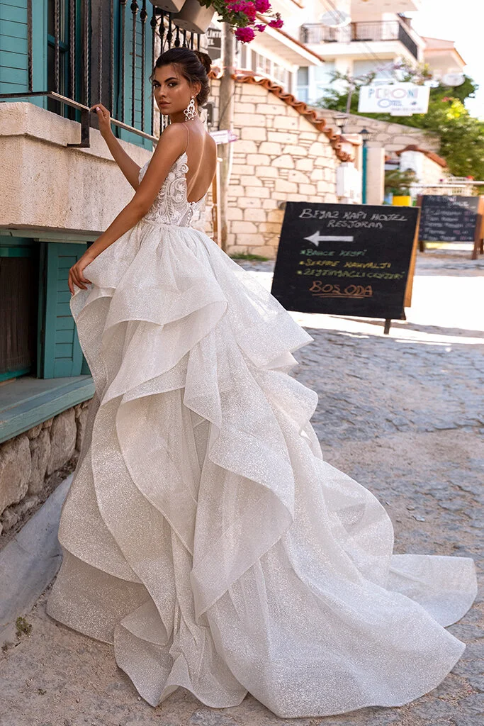 chinese dress ladies Mermaid Strapless Chapel Train Tulle Lace Applique Backless Wedding Dr –  Ballbella main image 0