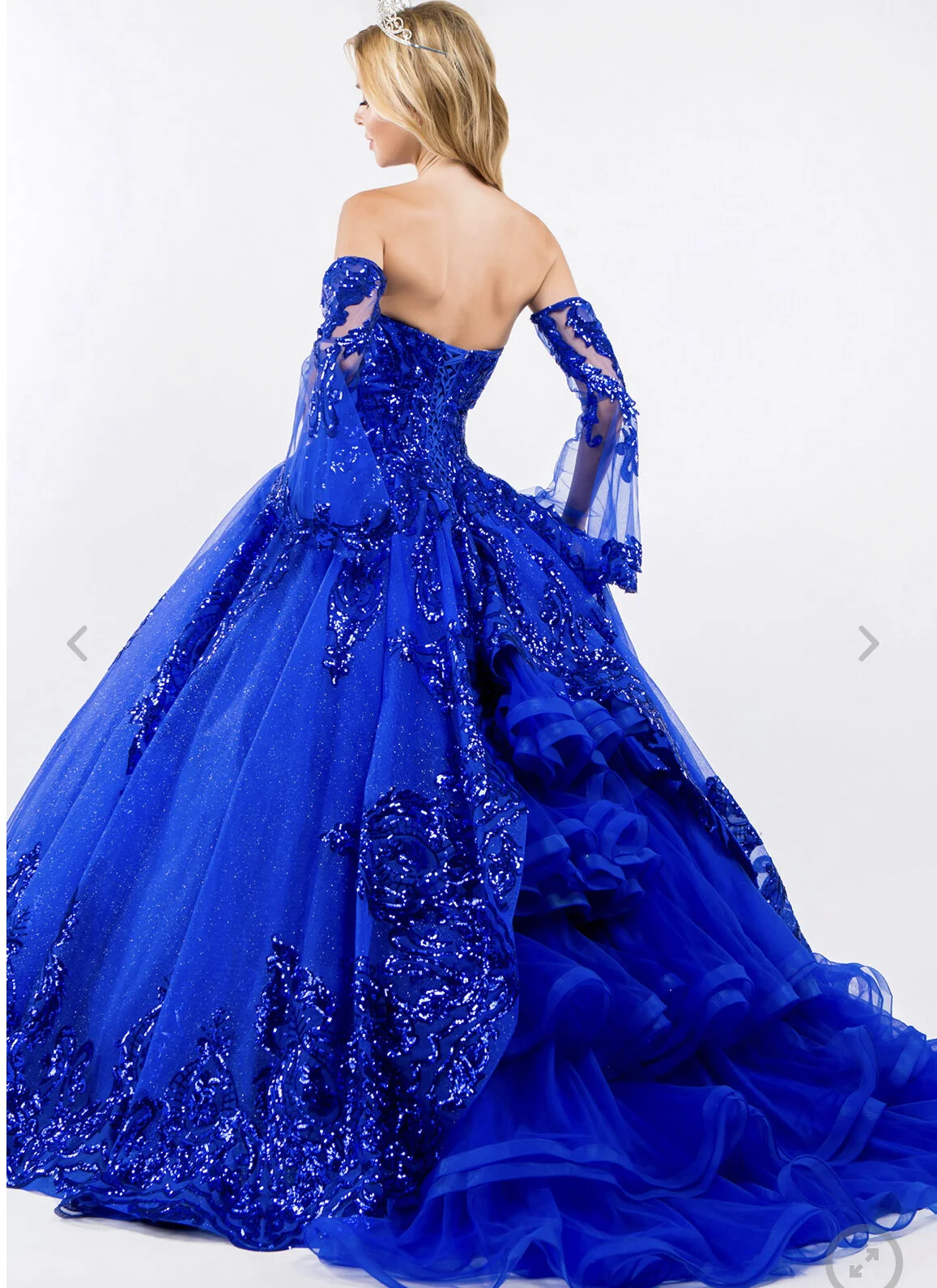 8141A4AB-647D-464B-87FA-71C8257A66AE