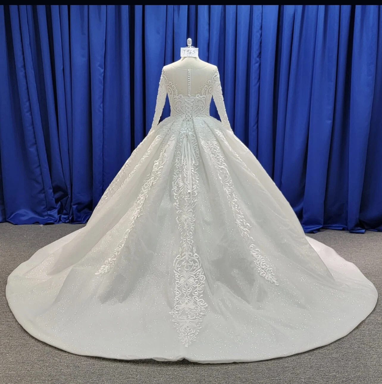 19FB4417-BC59-4ABA-B7EA-62BA114F00B3