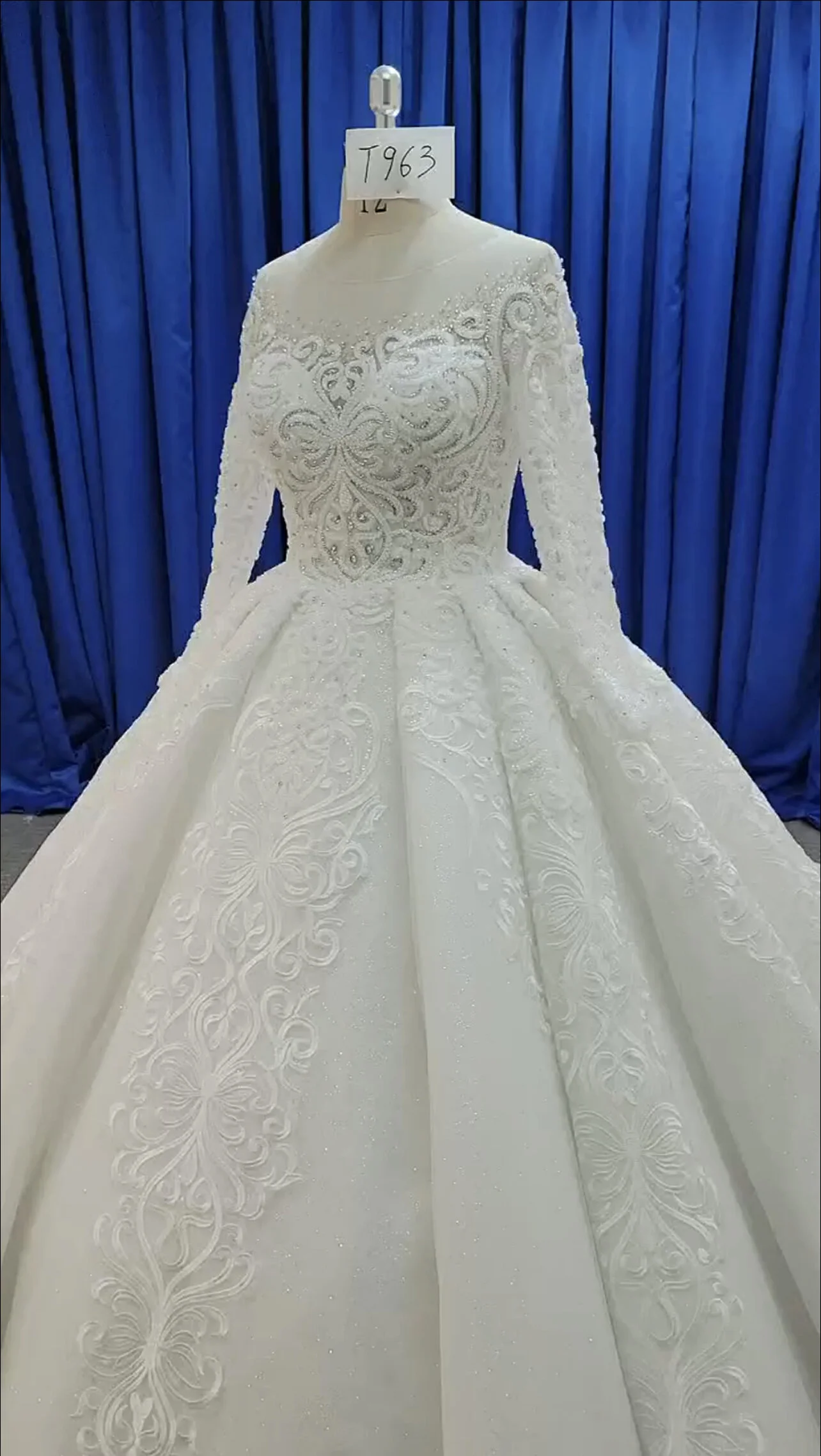 CB9517A8-E53F-473A-A068-CB8B7A417EBD