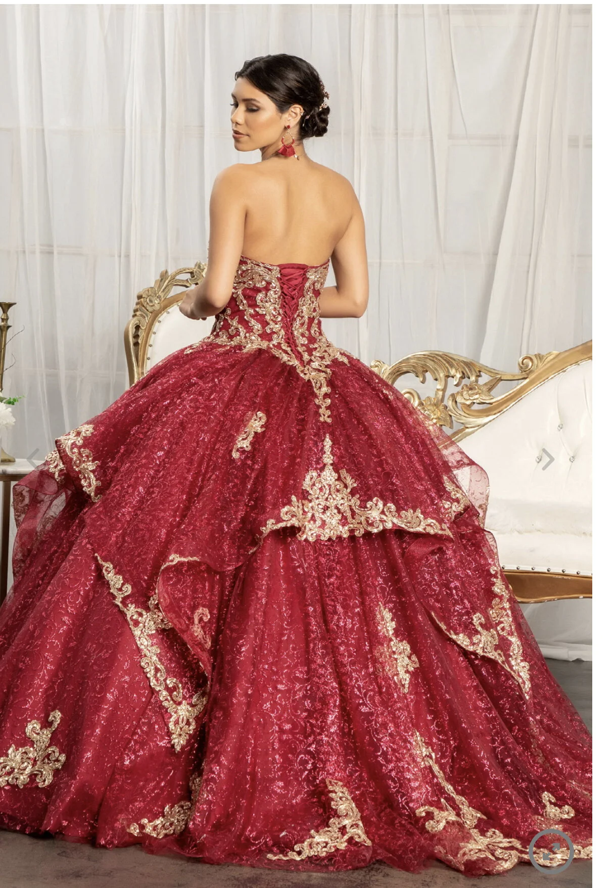 E32B239F-44D9-4E1E-ABDE-A4593DE92D08