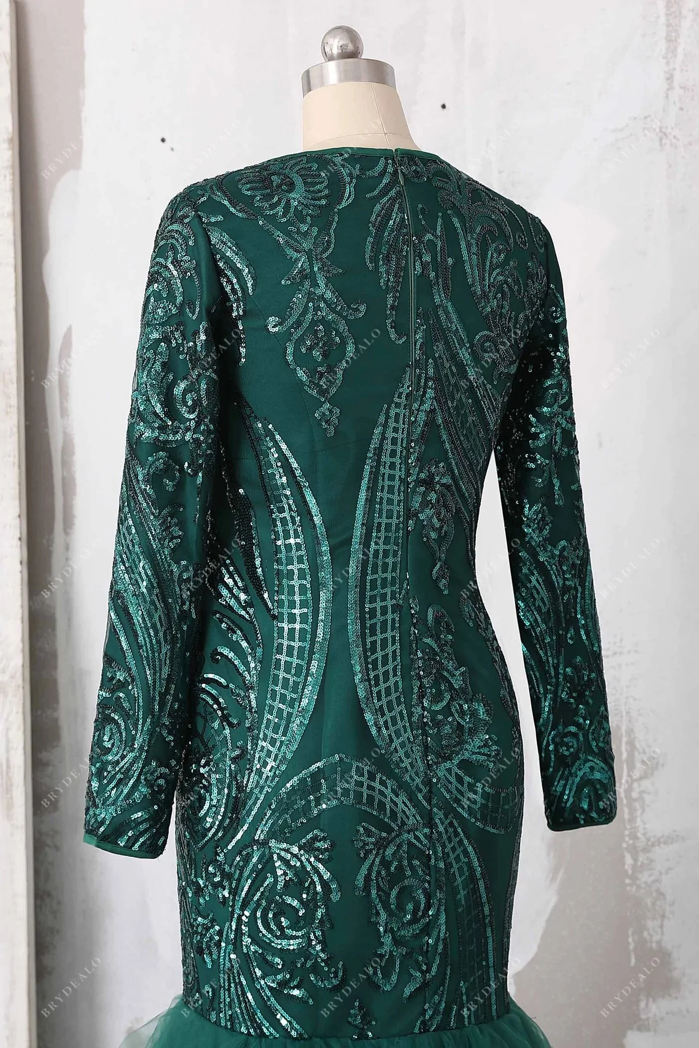 D5CF4D9F-5296-4A4B-BB0B-36266F95256E