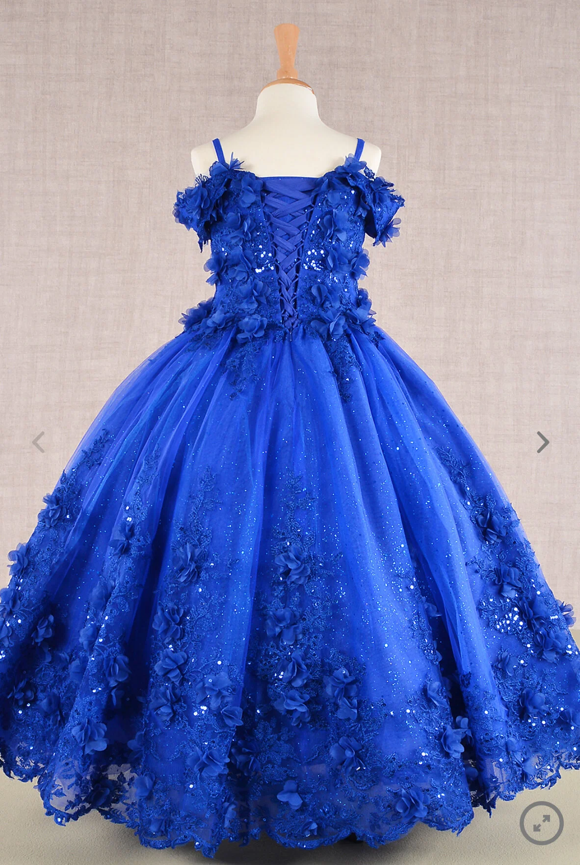 A8381EC8-B35B-4444-B30C-60373AC138FB