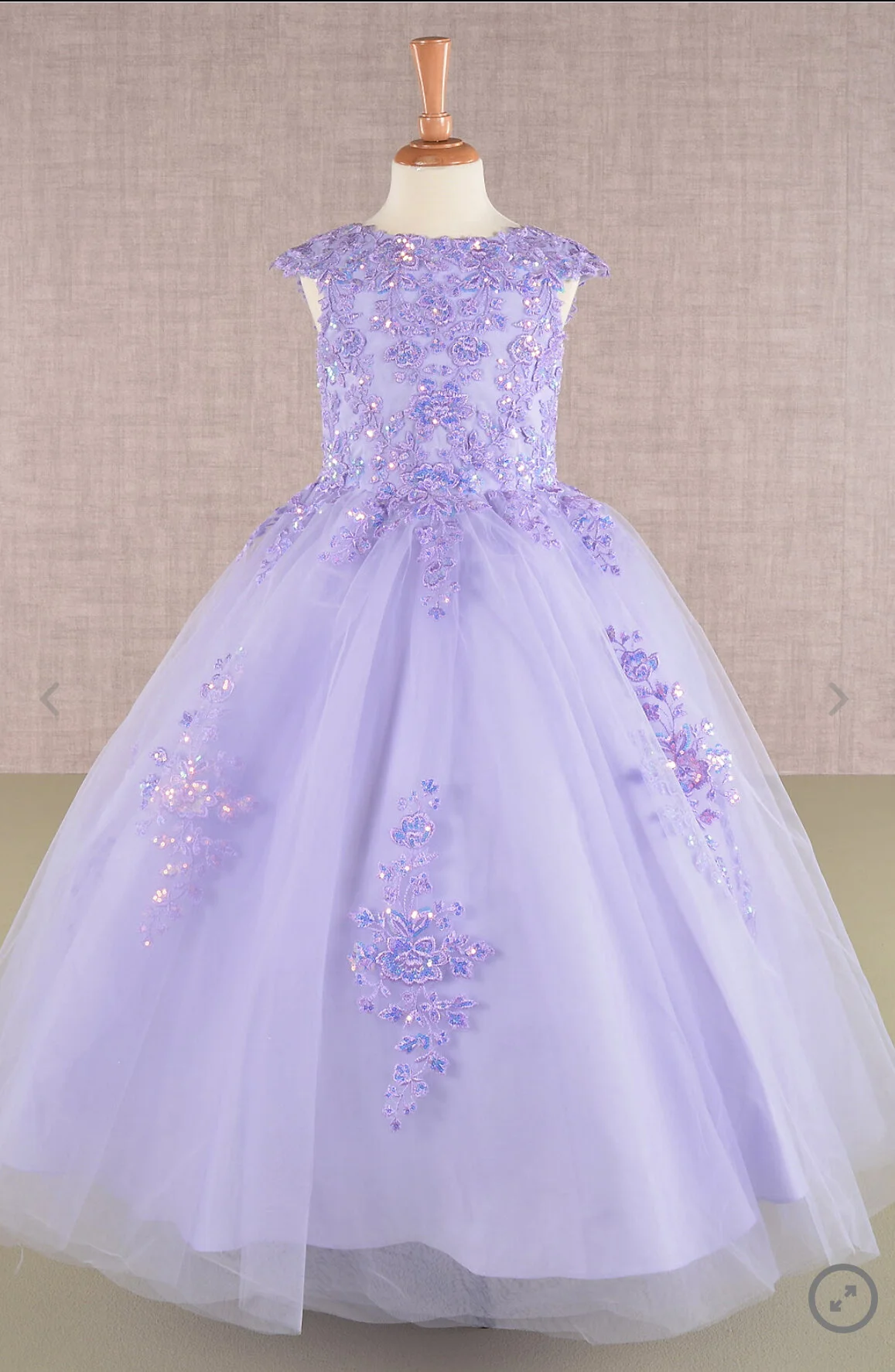 1E895DA8-9687-4E1A-BEFC-C057E09C943D