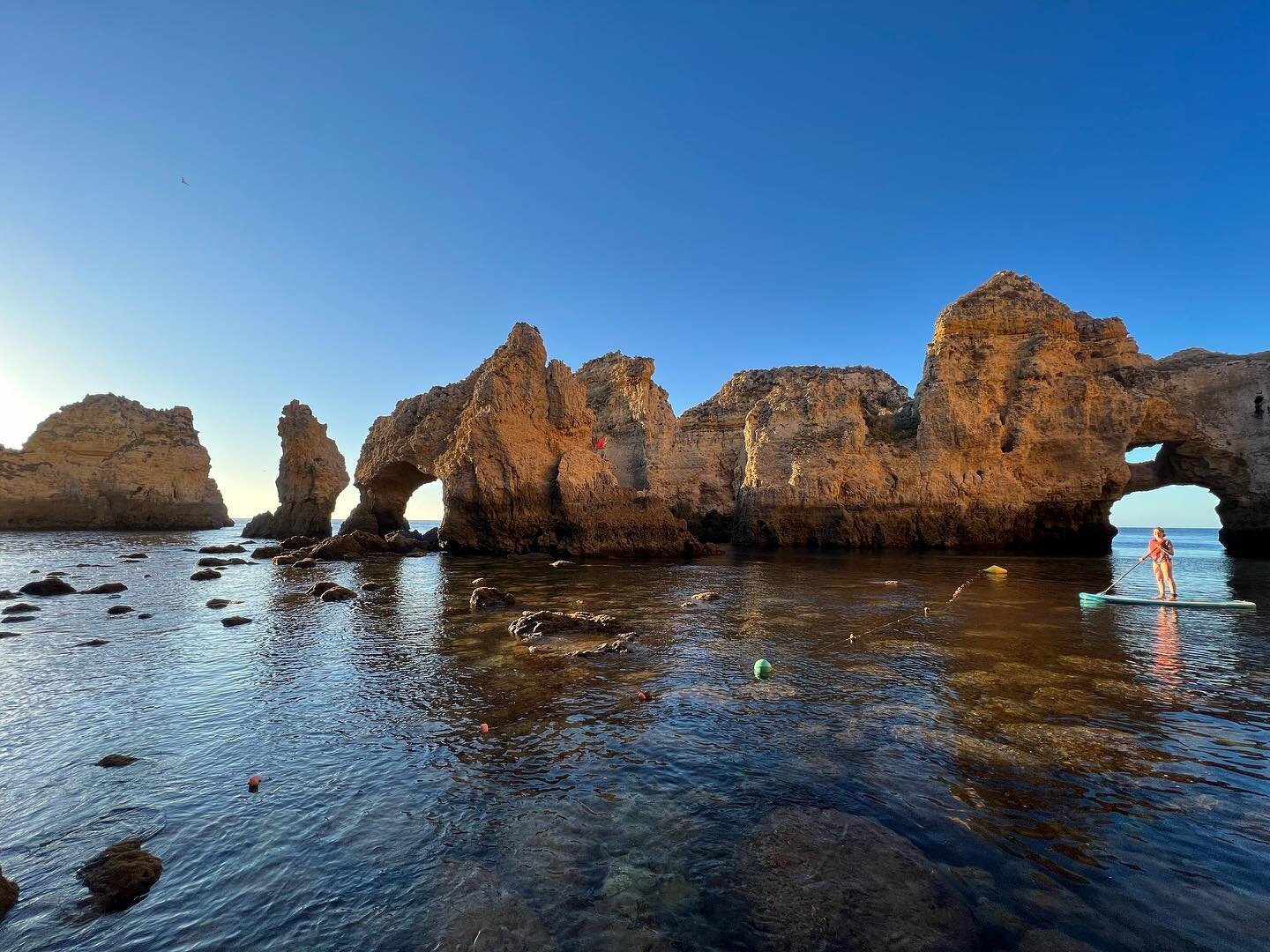 Sunrise on the point! 
#nowhere2farsup #suptour #sunrisesup #paddleboardingadventures #adventure #adventuretime #exploreyourworld #sup #activeholiday #activetravel #activelifestyle #neverstopexploring #exploreyourworld #letsgo #onthewater #algarvecoa