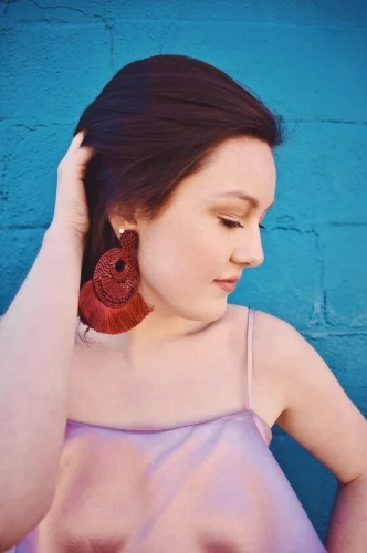 Every girl needs a fabulous pair of statement earrings! I couldn't do this night look without these gorgeous pair of earrings. I love the mix of blush and deep red for Valentine's Day. 