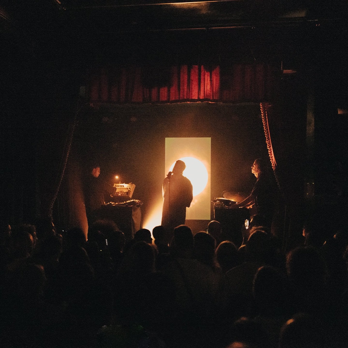 Last night we played our first Sydney show. It felt like one big community hanging out together. Thanks to all those who came and made it so special. We&rsquo;ll definitely be doing another later in the year. ❤️