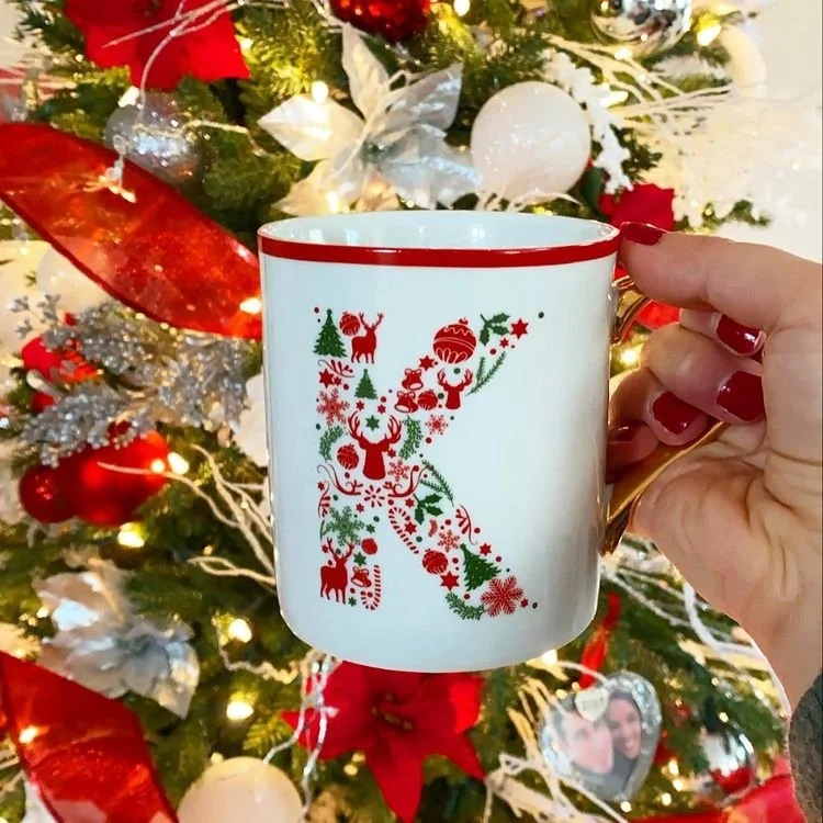 Coffee &amp; Cozy Christmas Vibes Playlist