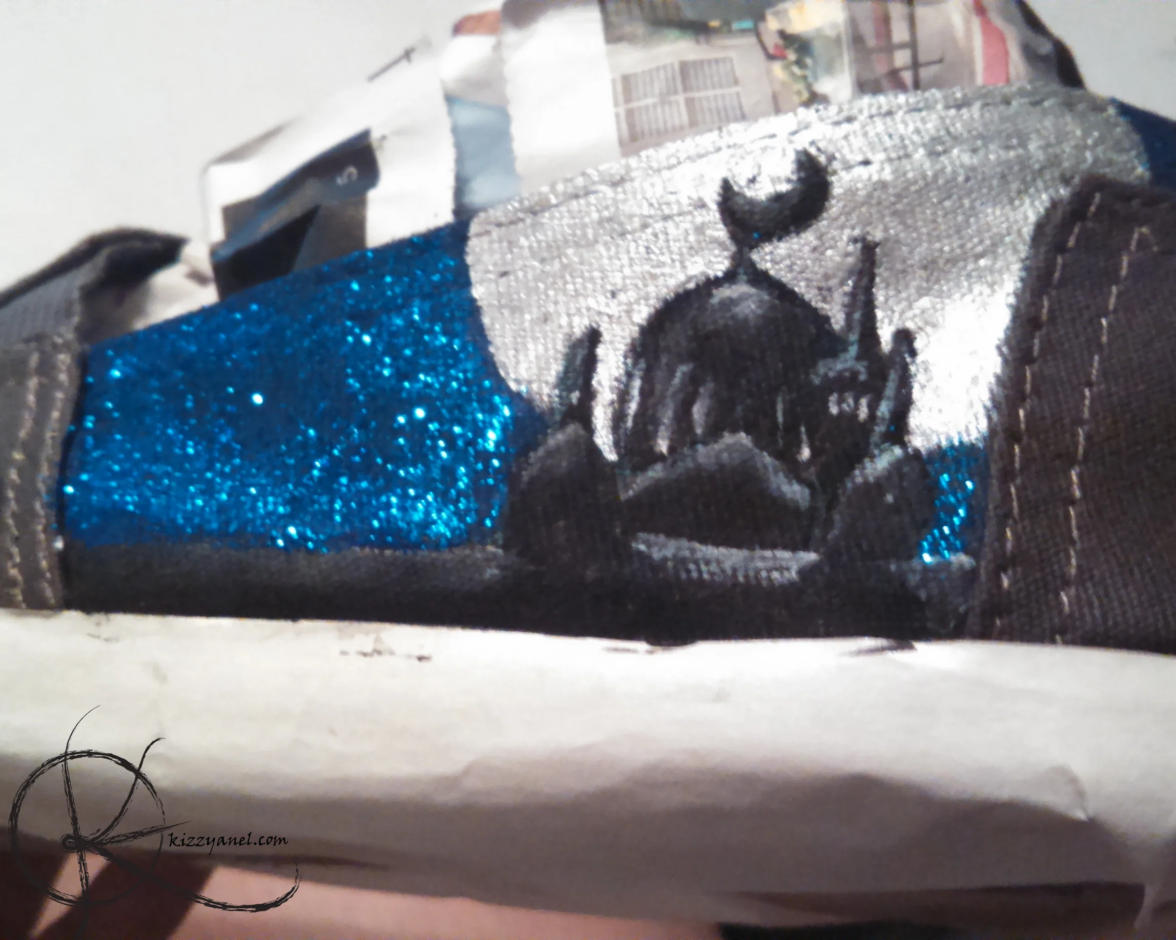 Serenity shoes Moon Kingdom side