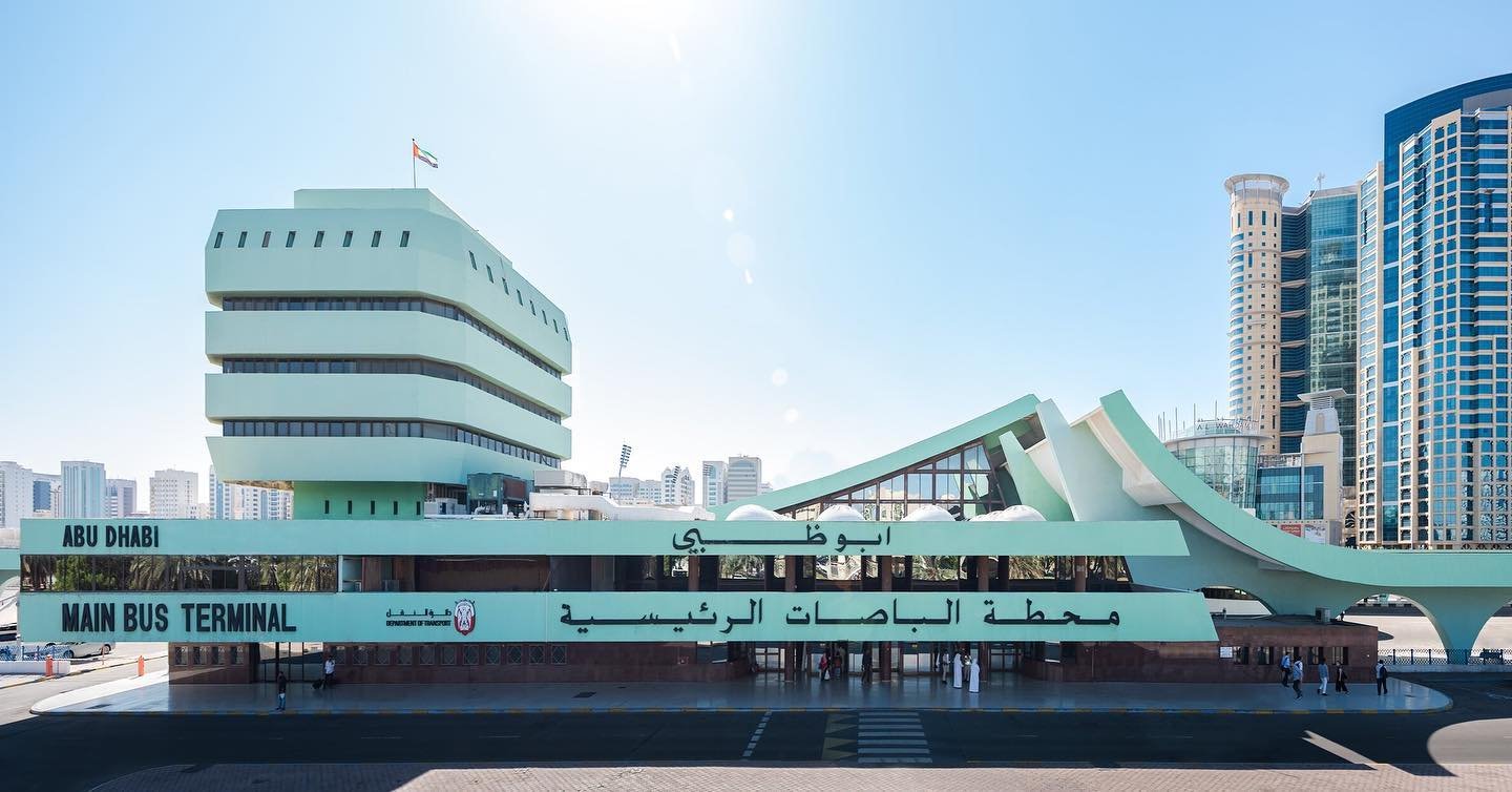 Abu Dhabi&rsquo;s central bus terminal was designed by Bulgarian architect Georgi Kolarov in 1989. f-in-d.com describes the concrete waves of turquoise as &ldquo;evocative of a type of modernity that stands somewhere between a sparse, Niemeyer-inspir