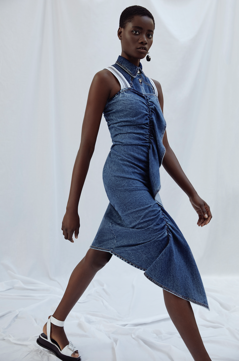 sportmax_code_olaide_carla_guler_cleo_casini_02.png