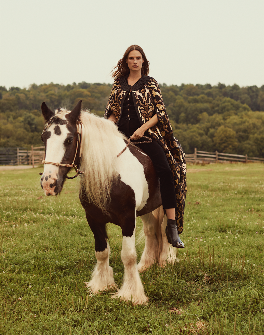 GRAZIA_ITALIA_CLEO_CASINI_JASON_KIM_CATE_UNDERWOOD_COUNTRYSIDE_05.png