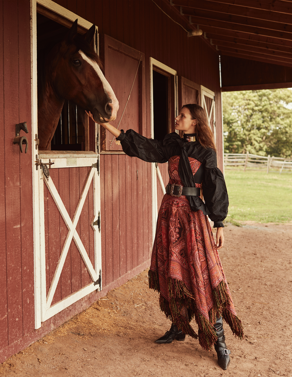 GRAZIA_ITALIA_CLEO_CASINI_JASON_KIM_CATE_UNDERWOOD_COUNTRYSIDE_07.png
