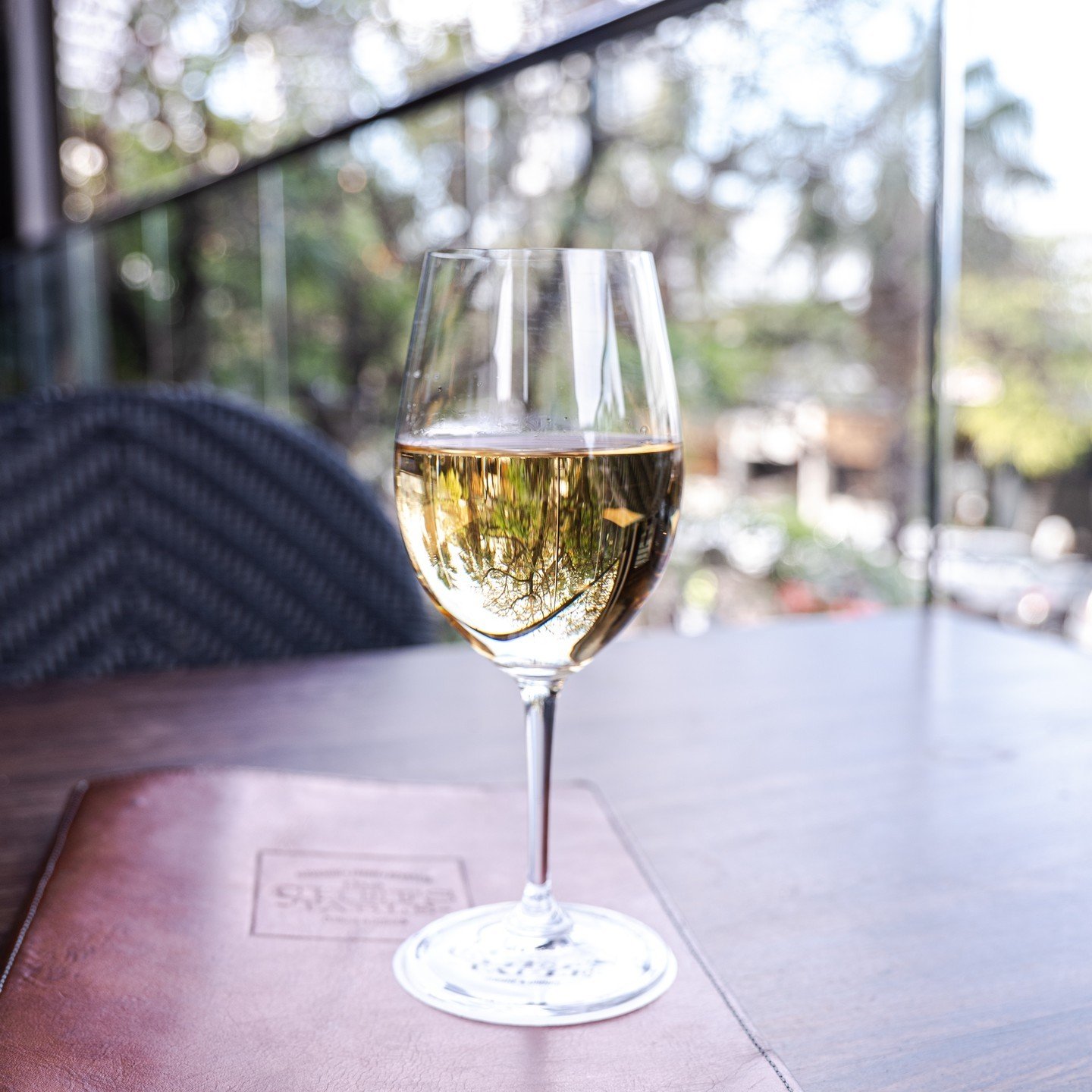 AUTUMN

It is glorious autumn weather for a glass of wine on our balcony. Why not take advantage of the Restaurant Week April edition, running until the 4 May, and book your table today.

29 MARCH - 4 MAY 2024
🍽️ 2 Course Lunch Menu - R365 pp
🍽️ 3 