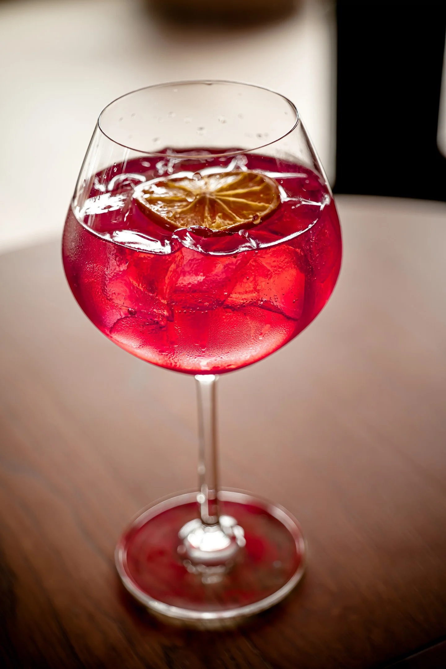 There&rsquo;s nothing quite like cocktail hour at The Chefs' Table. 🍸 Our mixologists craft each drink with precision and flair, offering flavours that spark conversation and moments that linger long after the last sip. Start your evening with us.

