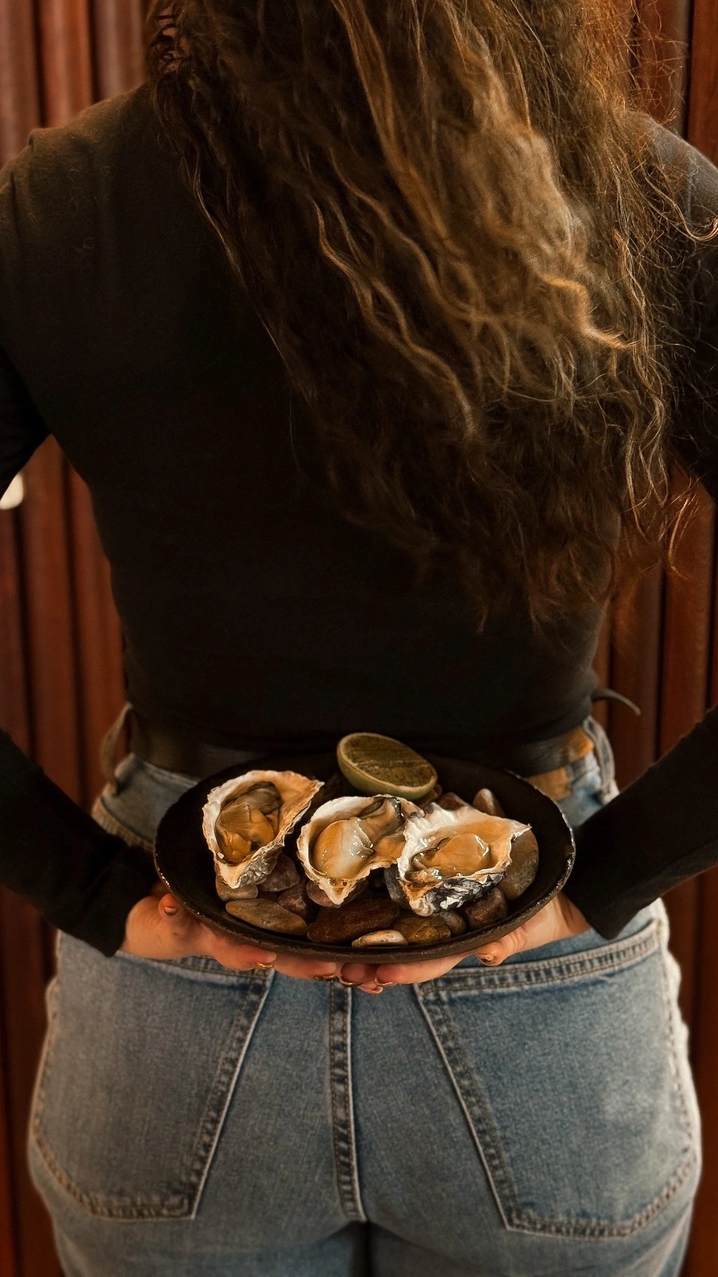 Cool off this summer with our seasonal oysters - perfectly paired with a glass from our curated wine list. A true coastal indulgence. 🦪🌞

To book:
💻 online (link in bio)
✉️ reception@thechefstable.co.za
📱 031 001 0200

@eatoutguide 
@jhp_gourmet_