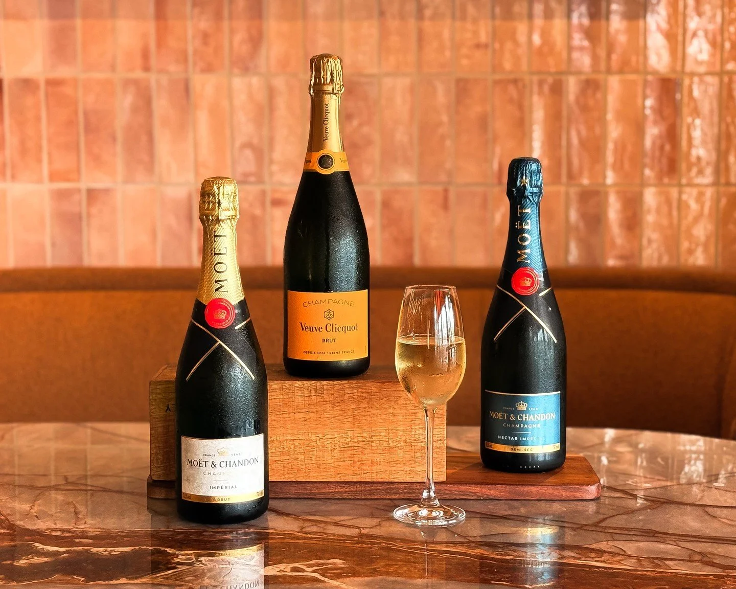 From crisp champagnes to rich reds and delicate whites - our curated wine and bubbles selection celebrates every occasion. Raise a glass and let the perfect pairing elevate your dining experience.

See our bar menu on our website, link in bio.

To bo