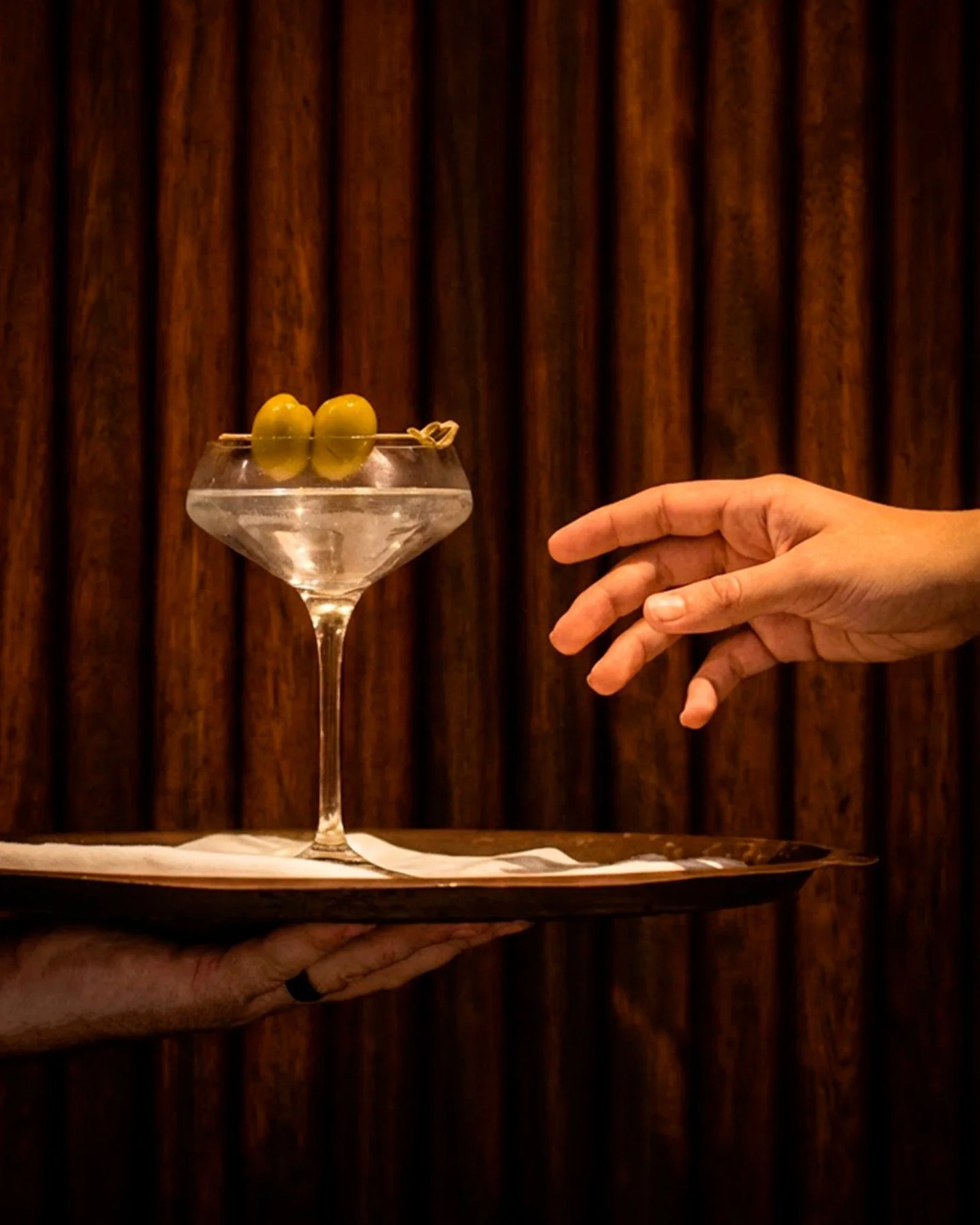 Service, elevated - your evening begins here.

See our bar menu on our website, link in bio.

To book:
💻 online (link in bio)
✉️ reception@thechefstable.co.za
📱 031 001 0200

@eatoutguide 
@jhp_gourmet_guide 

#TheChefsTableUmhlanga #LuxuryService 