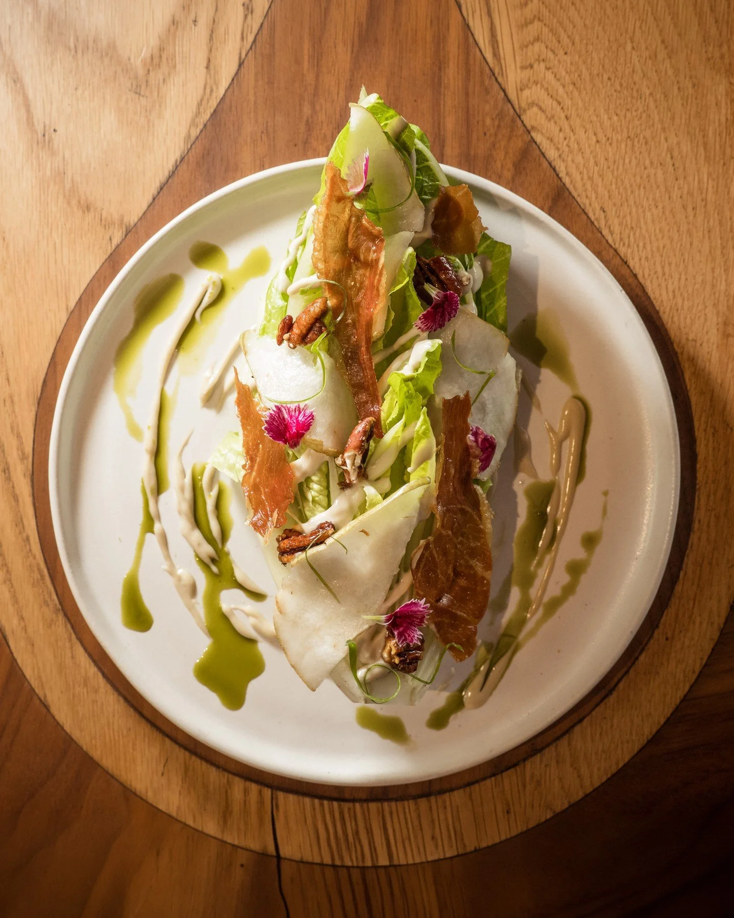 The first bite starts with your eyes. 

The rest is taken care of by our chefs.

To book:
💻 online (Link in bio)
✉️ reception@thechefstable.co.za
📱 031 001 0200

@eatoutguide
@jhp_gourmet_guide

#TheChefsTable #FoodAsArt #QuietLuxury #EatBeautifull