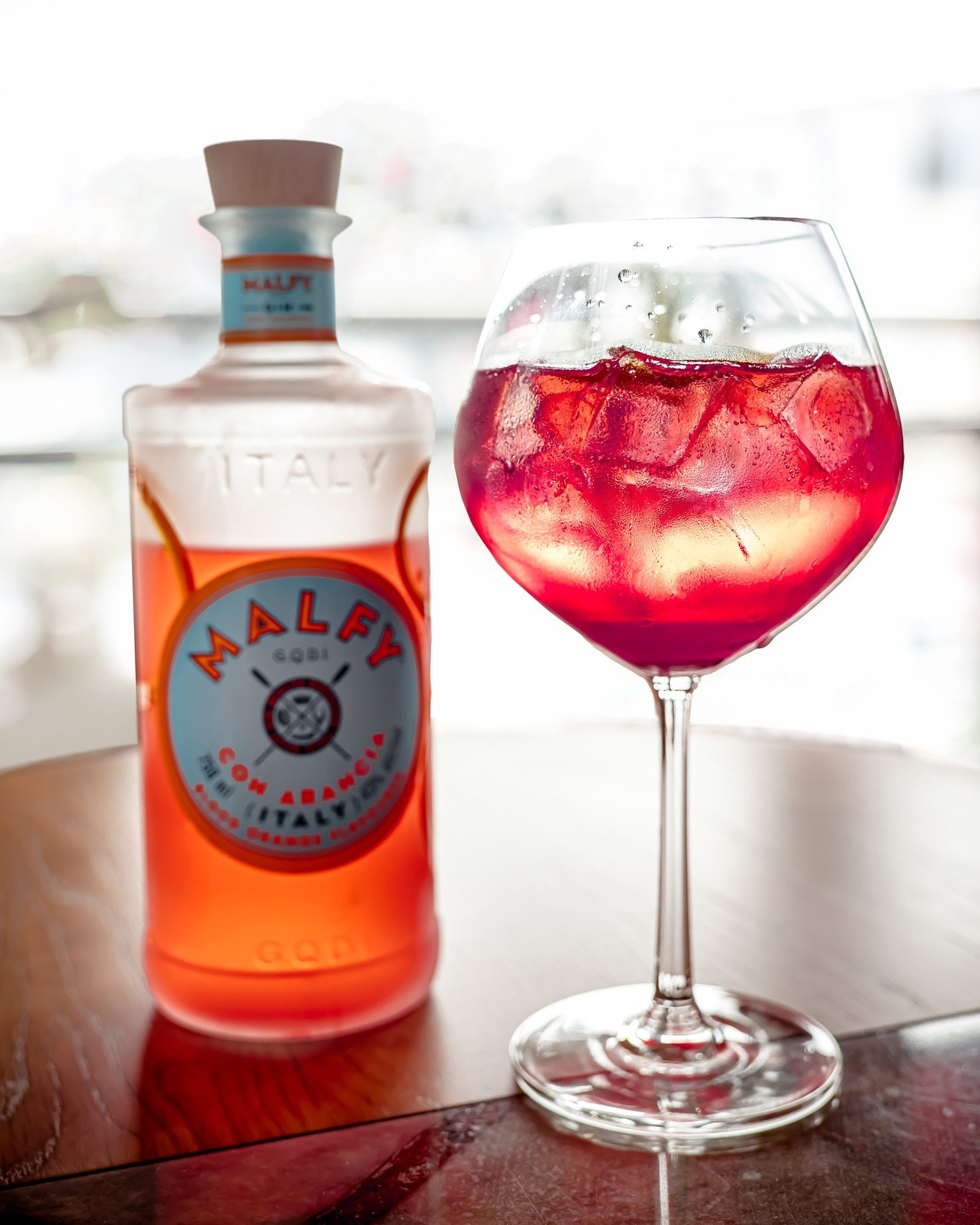🍸 A great G&amp;T is all about balance - the botanicals of the gin, the freshness of the tonic and the perfect garnish to bring it all together.

This International Gin &amp; Tonic Day, join us at The Chefs' Table for a refreshing celebration of one
